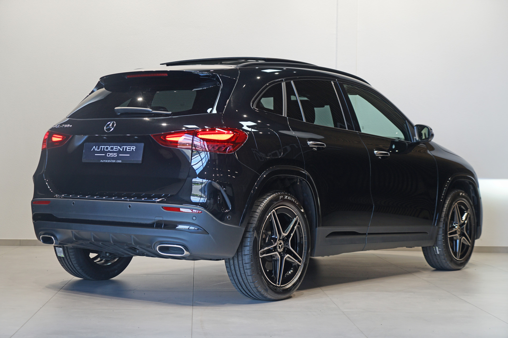 Mercedes-Benz GLA 250 e AMG | FACELIFT | 45408658-1.jpg | Autocenter Oss