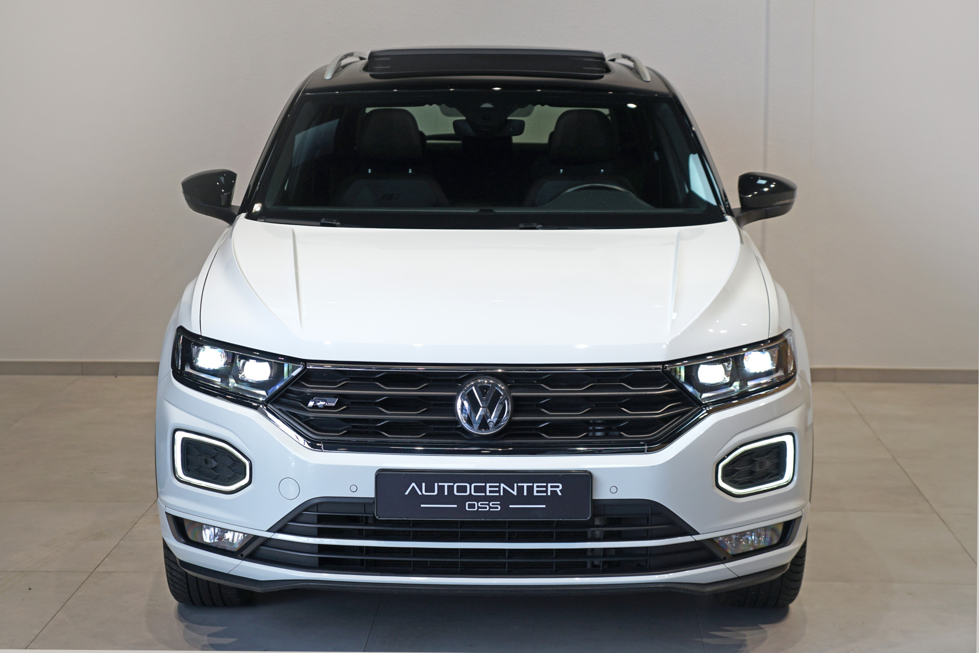 Volkswagen T-Roc 1.5 TSI R-LINE DSG 45461314-5.jpg | Autocenter Oss