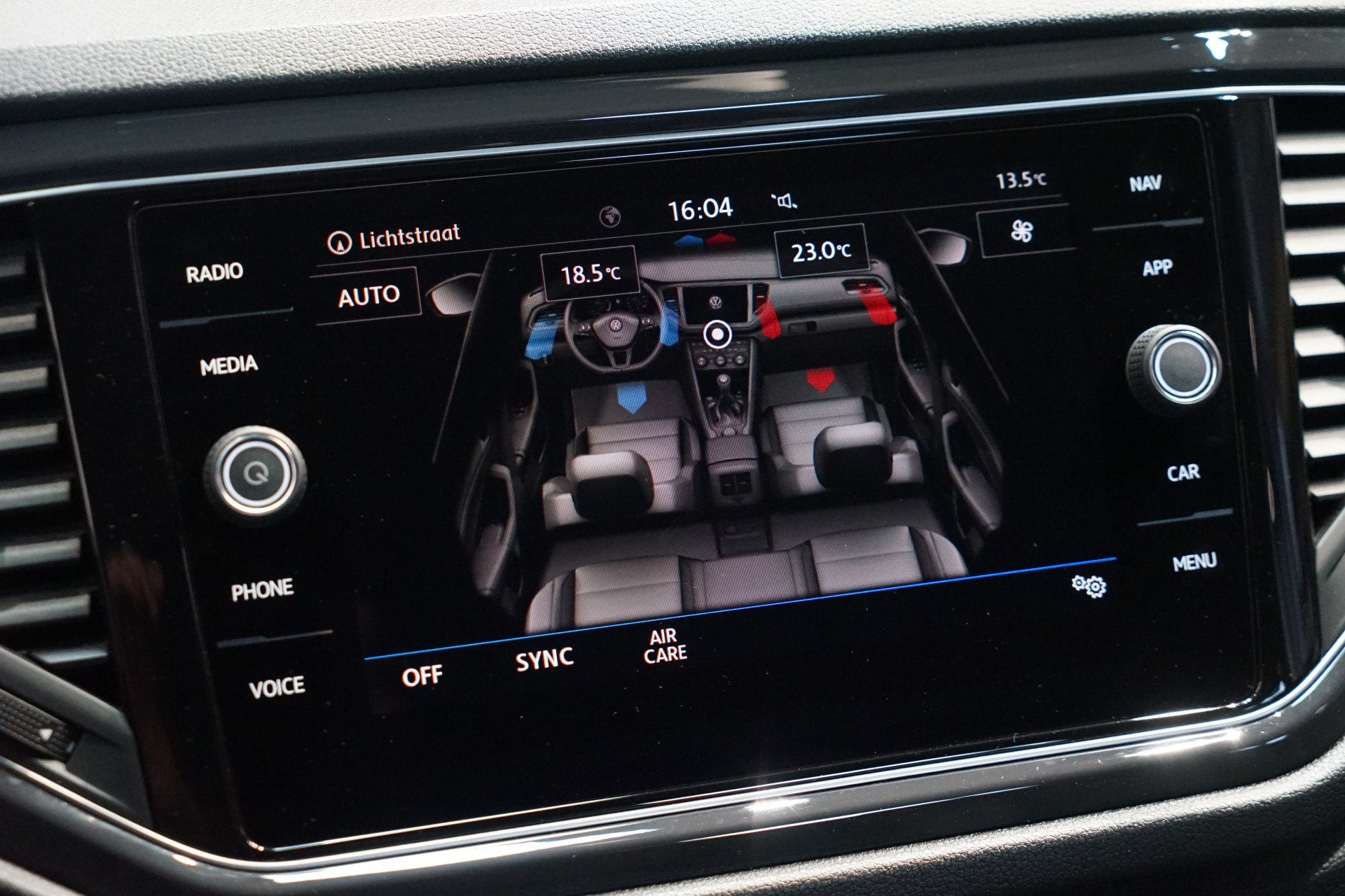 Volkswagen T-Roc 1.5 TSI R-LINE DSG 45461314-65.jpg | Autocenter Oss