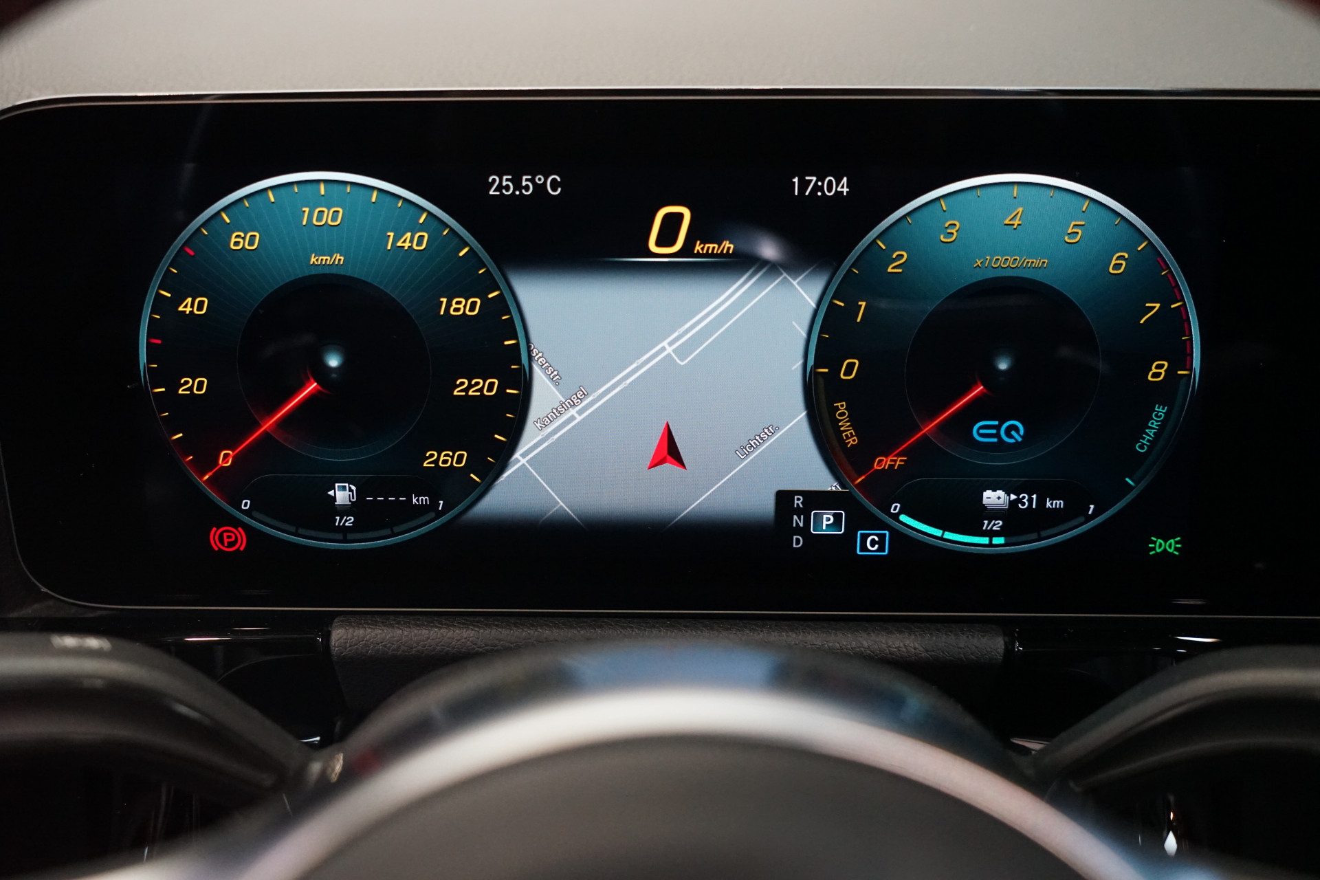 Mercedes-Benz GLA 250 e AMG 45473377-21.jpg | Autocenter Oss