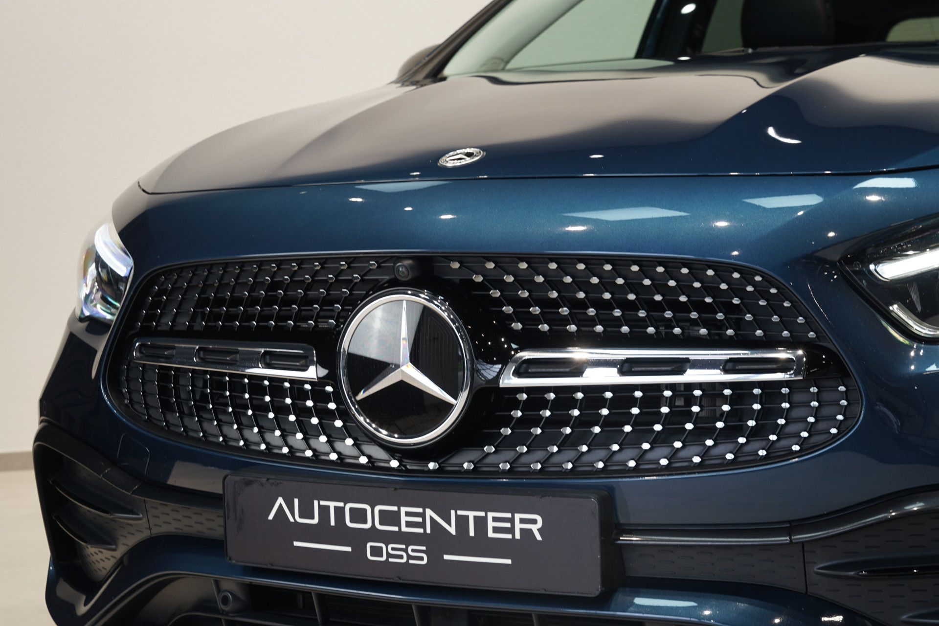 Mercedes-Benz GLA 250 e AMG 45473377-37.jpg | Autocenter Oss