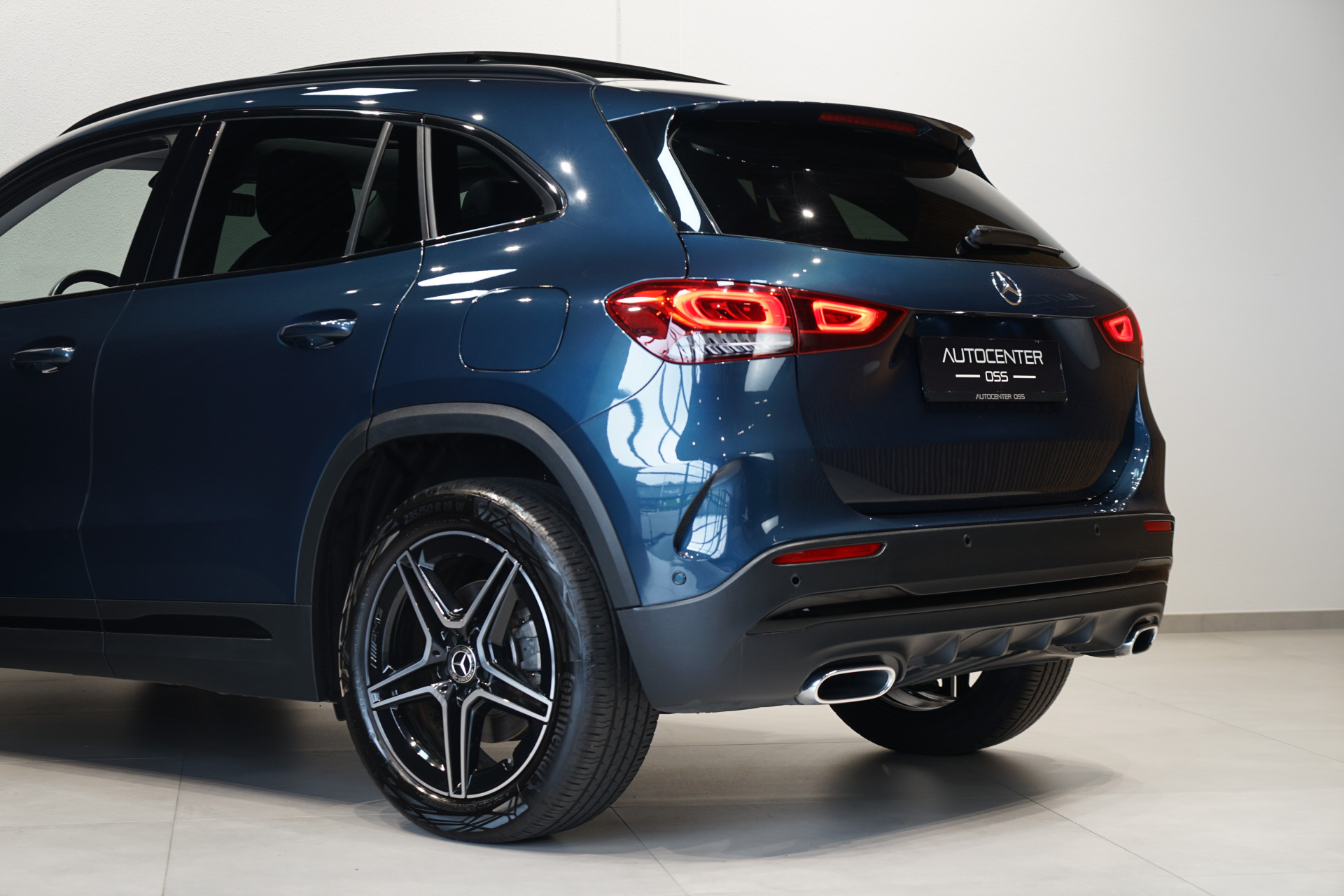 Mercedes-Benz GLA 250 e AMG 45473377-41.jpg | Autocenter Oss