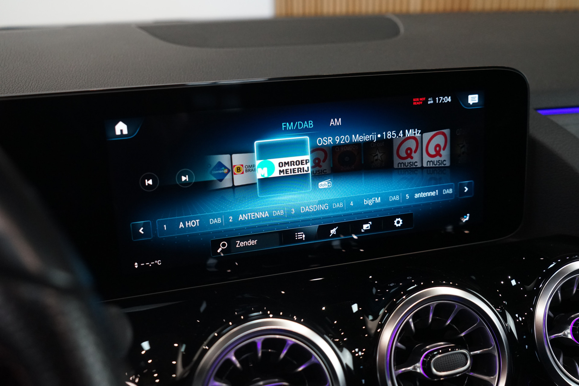 Mercedes-Benz GLA 250 e AMG 45473377-51.jpg | Autocenter Oss