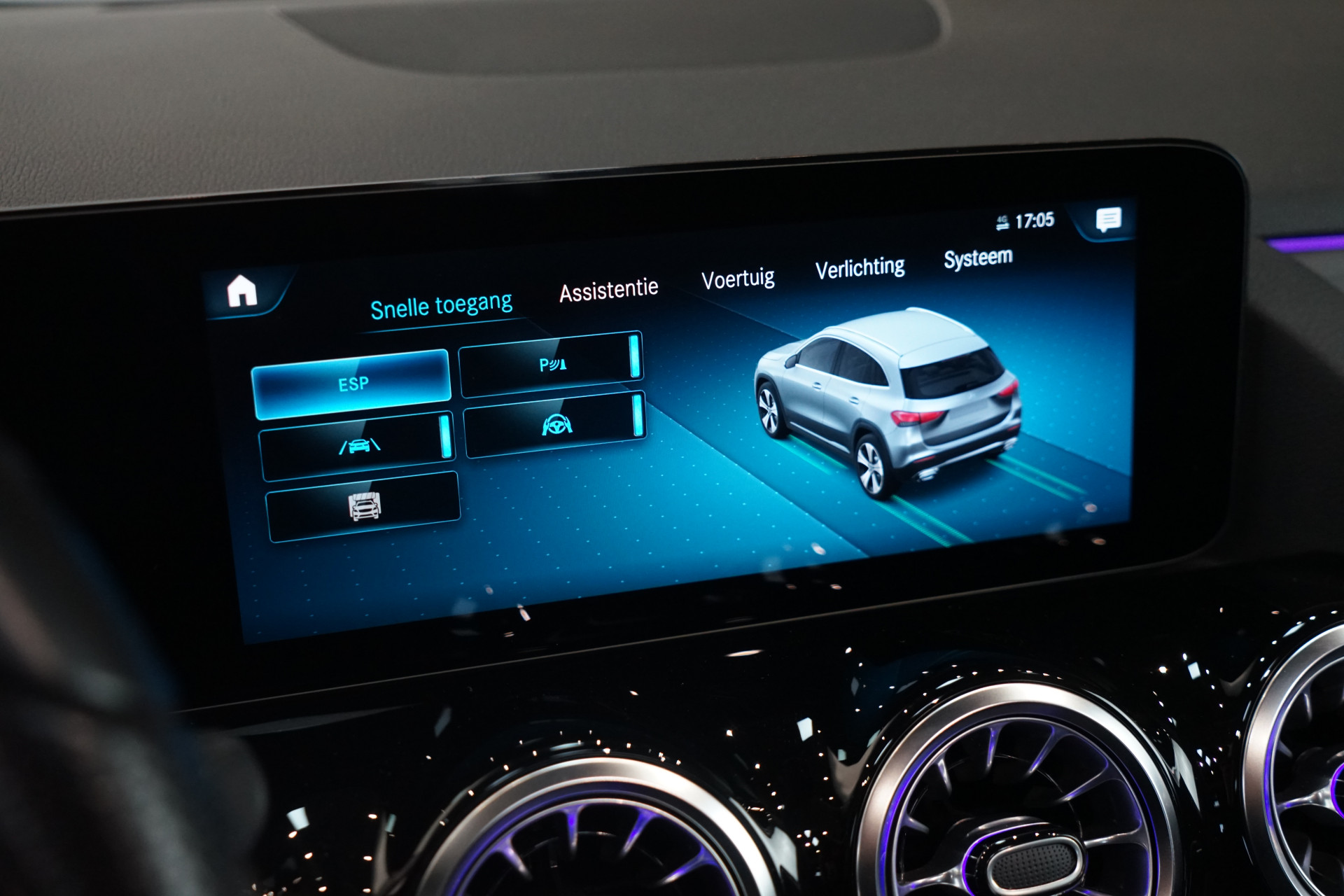 Mercedes-Benz GLA 250 e AMG 45473377-57.jpg | Autocenter Oss