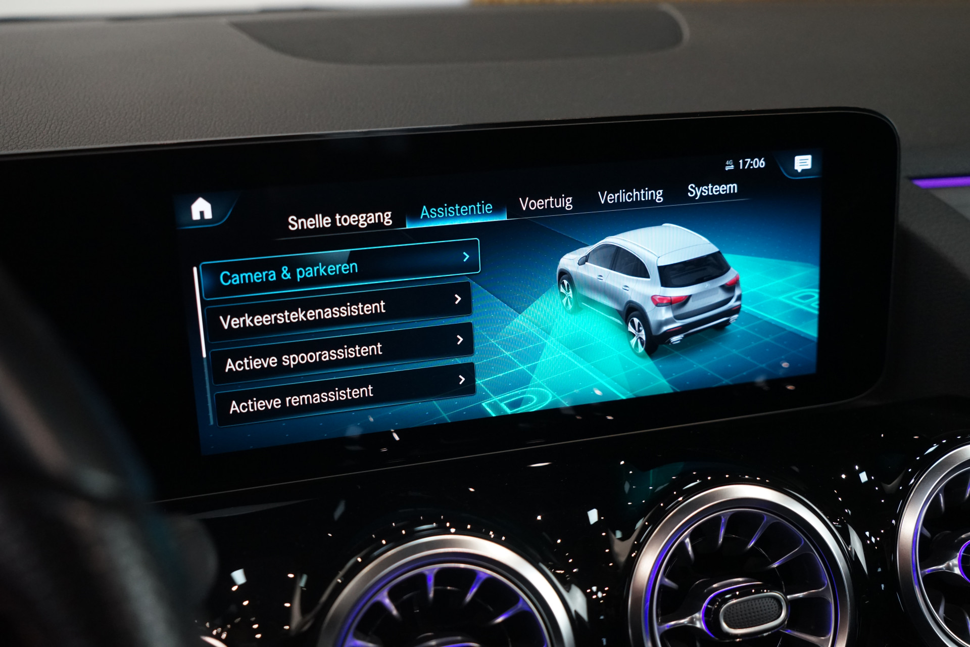 Mercedes-Benz GLA 250 e AMG 45473377-58.jpg | Autocenter Oss