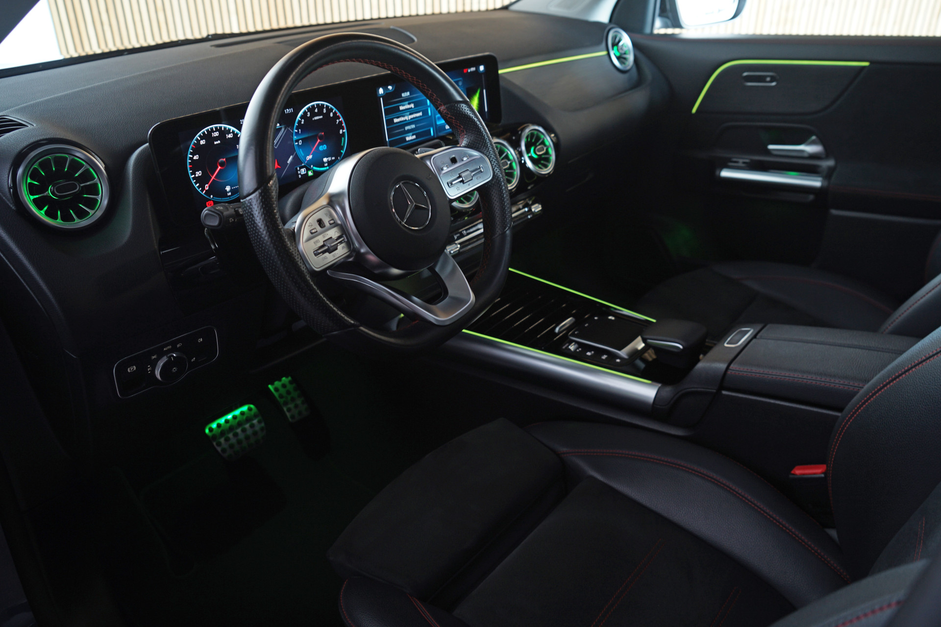 Mercedes-Benz GLA 250 e AMG 45473377-66.jpg | Autocenter Oss