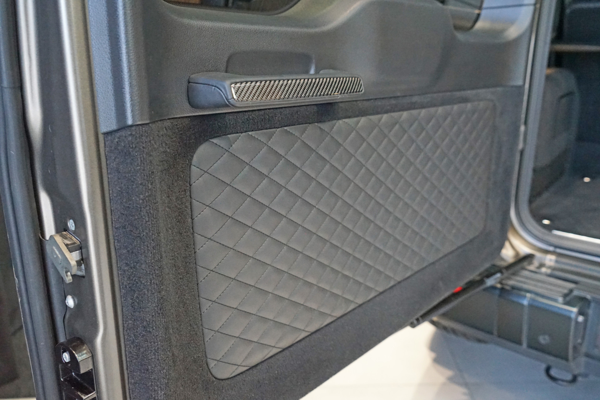 Mercedes-Benz G-Klasse 63 AMG | FULL OPTION | 45692278-18.jpg | Autocenter Oss