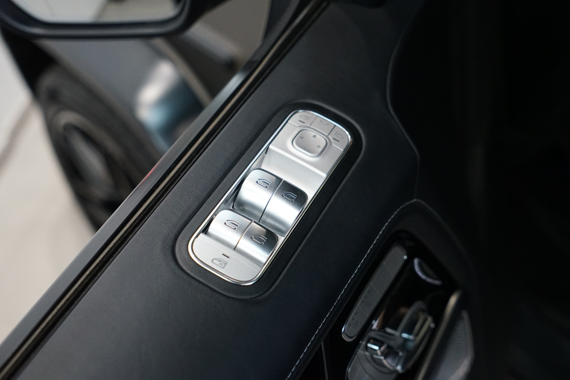 Mercedes-Benz G-Klasse 63 AMG | FULL OPTION | 45692278-37.jpg | Autocenter Oss