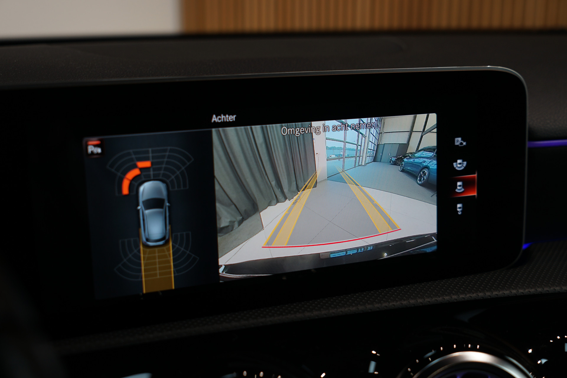 Mercedes-Benz A-Klasse 250 e AMG 46470753-22.jpg | Autocenter Oss