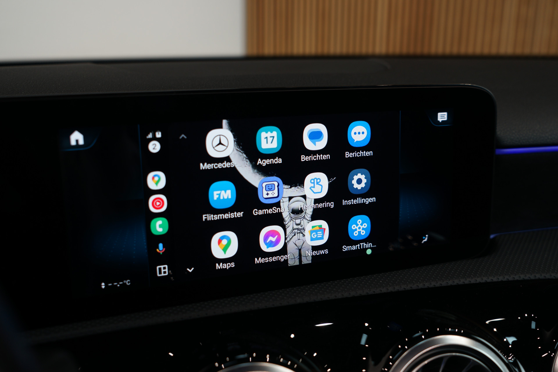 Mercedes-Benz A-Klasse 250 e AMG 46470753-24.jpg | Autocenter Oss