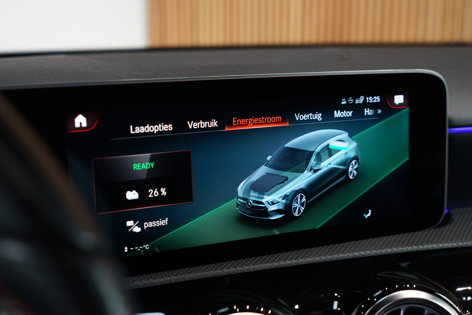 Mercedes-Benz A-Klasse 250 e AMG 46470753-48.jpg | Autocenter Oss