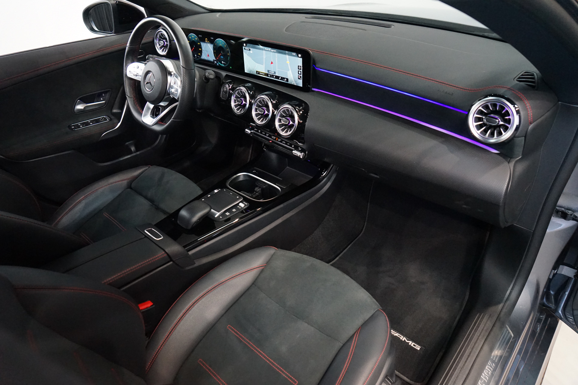 Mercedes-Benz CLA-Klasse 250 e 46530485-24.jpg | Autocenter Oss