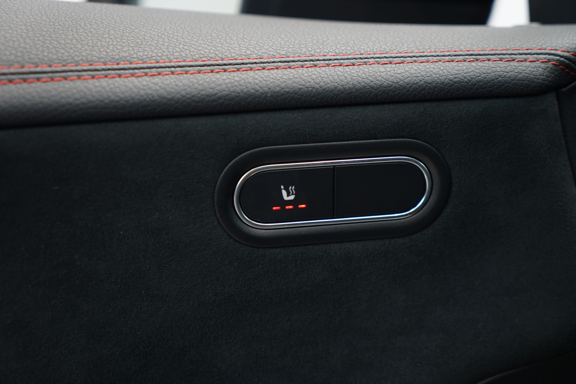 Mercedes-Benz CLA-Klasse 250 e 46530485-26.jpg | Autocenter Oss