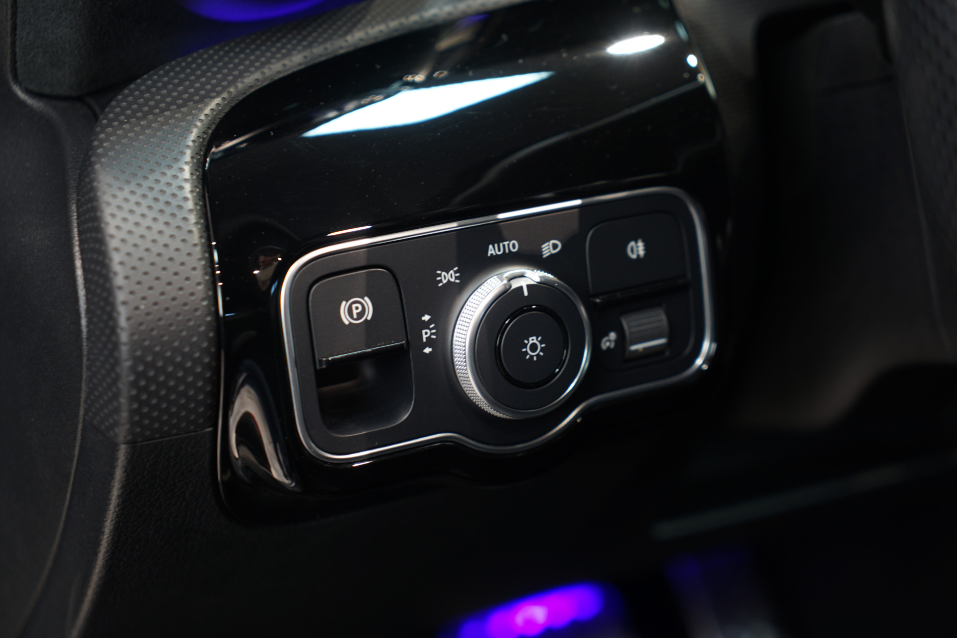 Mercedes-Benz CLA-Klasse 250 e 46530485-27.jpg | Autocenter Oss