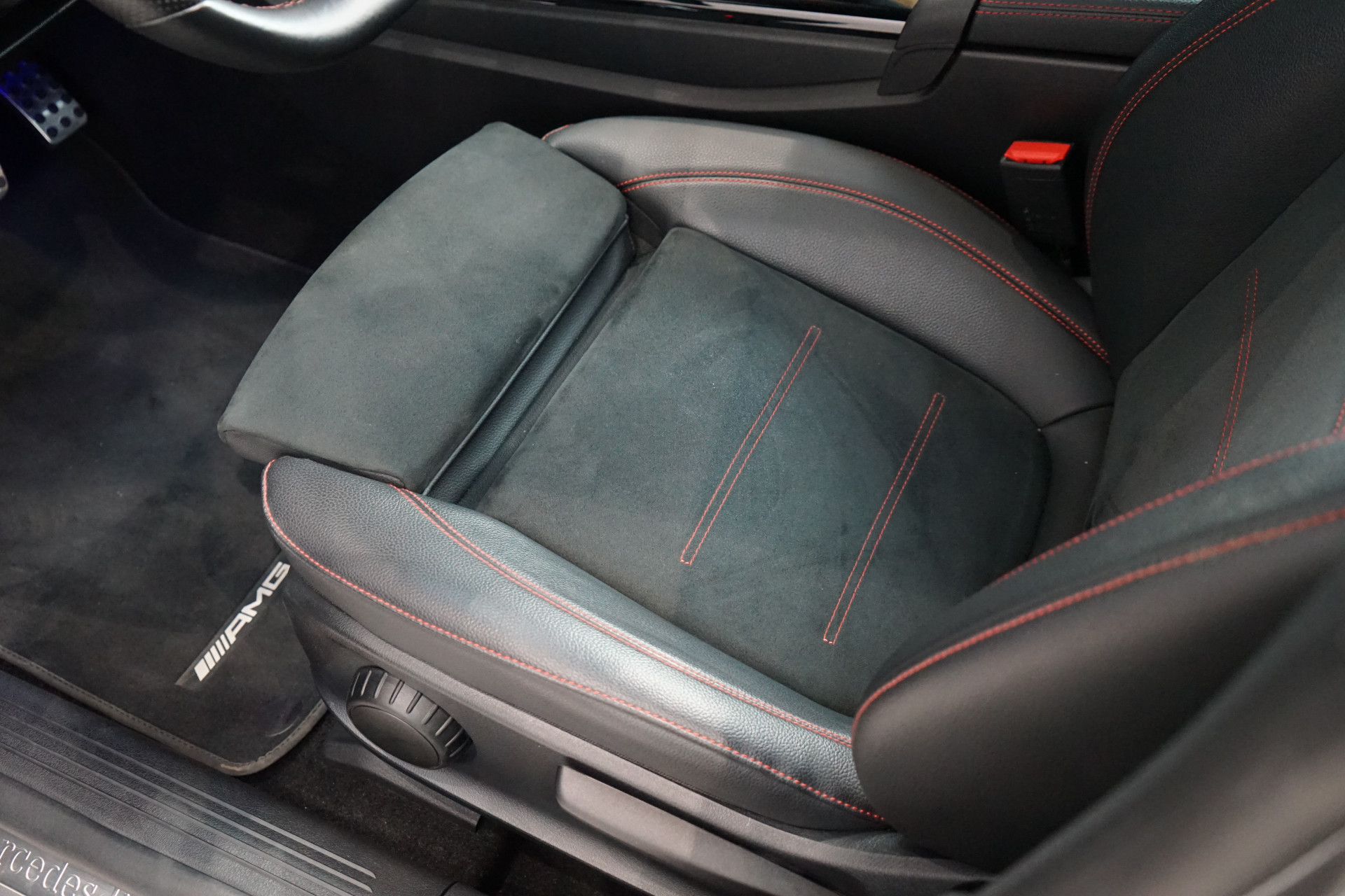 Mercedes-Benz CLA-Klasse 250 e 46530485-28.jpg | Autocenter Oss