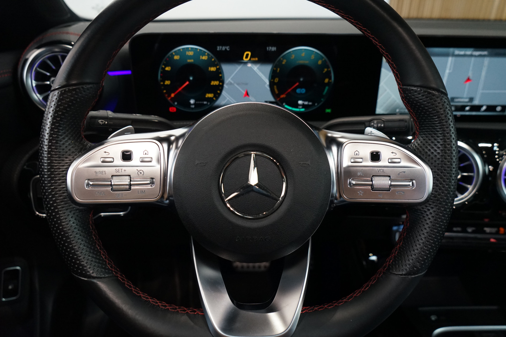 Mercedes-Benz CLA-Klasse 250 e 46530485-31.jpg | Autocenter Oss