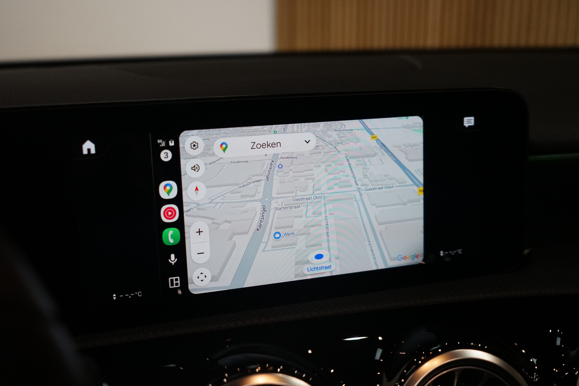 Mercedes-Benz CLA-Klasse 250 e 46530485-38.jpg | Autocenter Oss