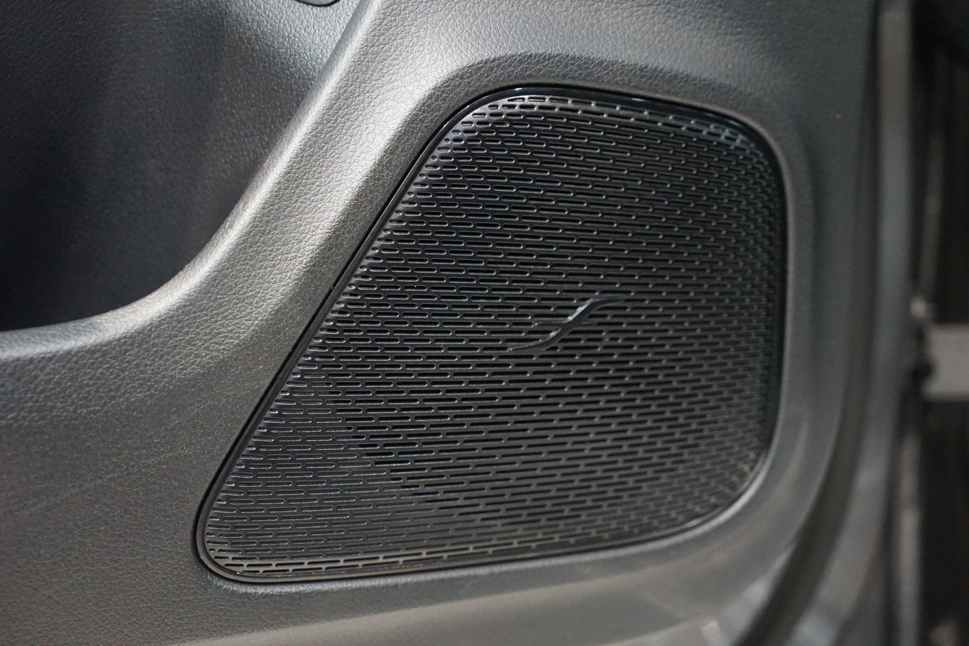 Mercedes-Benz CLA-Klasse 250 e 46530485-54.jpg | Autocenter Oss