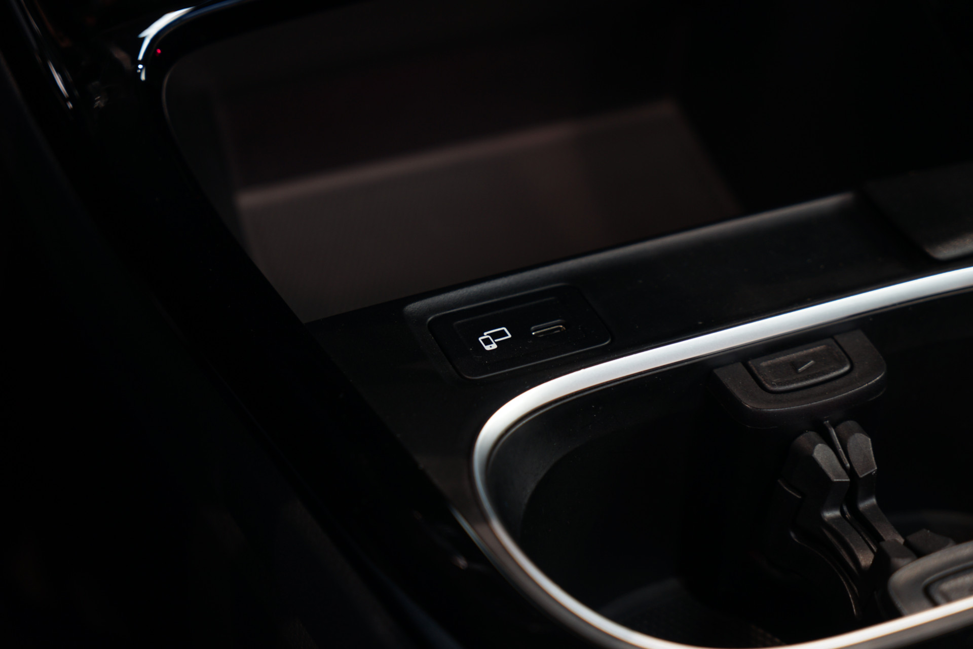 Mercedes-Benz CLA-Klasse 250 e 46530485-55.jpg | Autocenter Oss