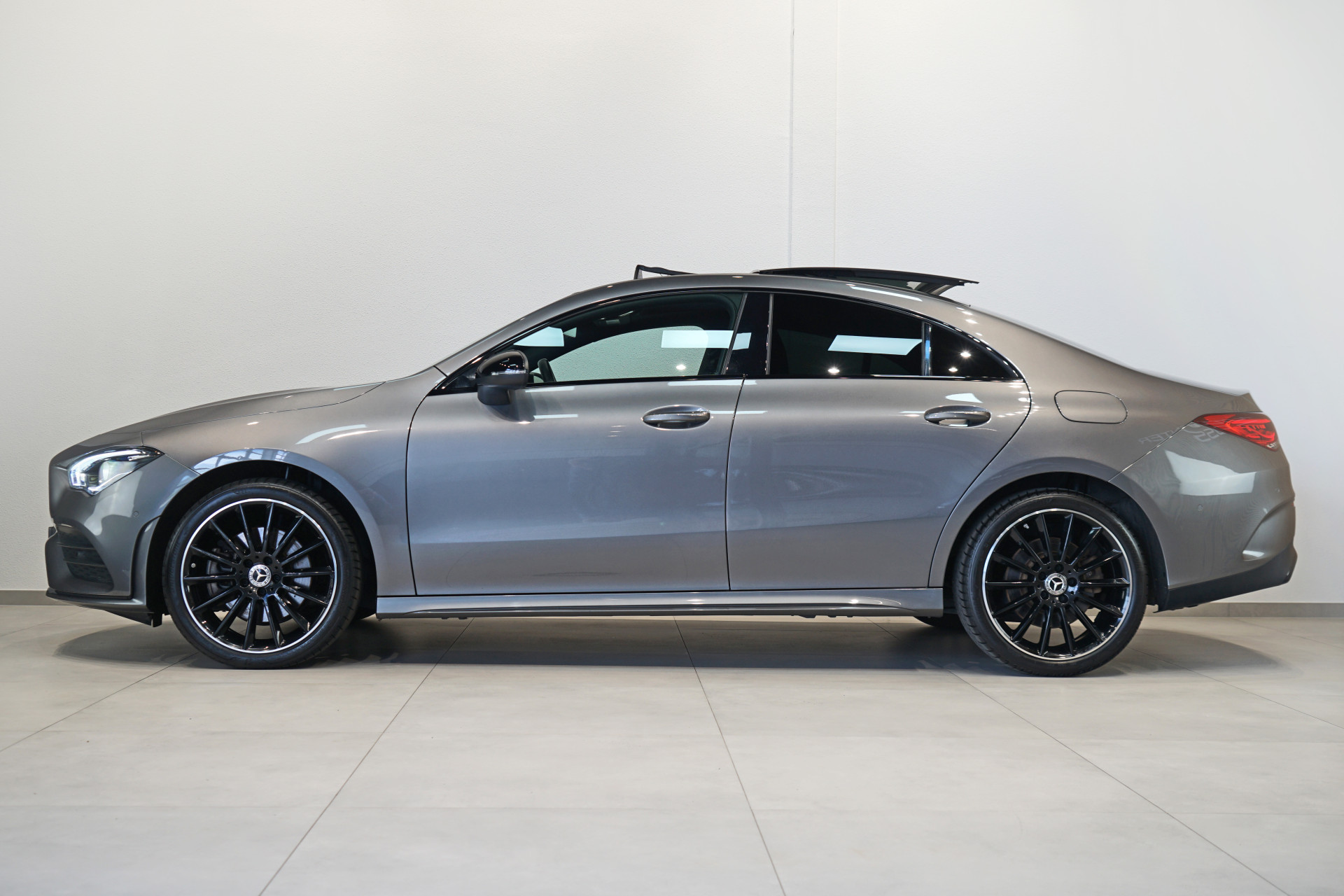 Mercedes-Benz CLA-Klasse 250 e 46530485-7.jpg | Autocenter Oss