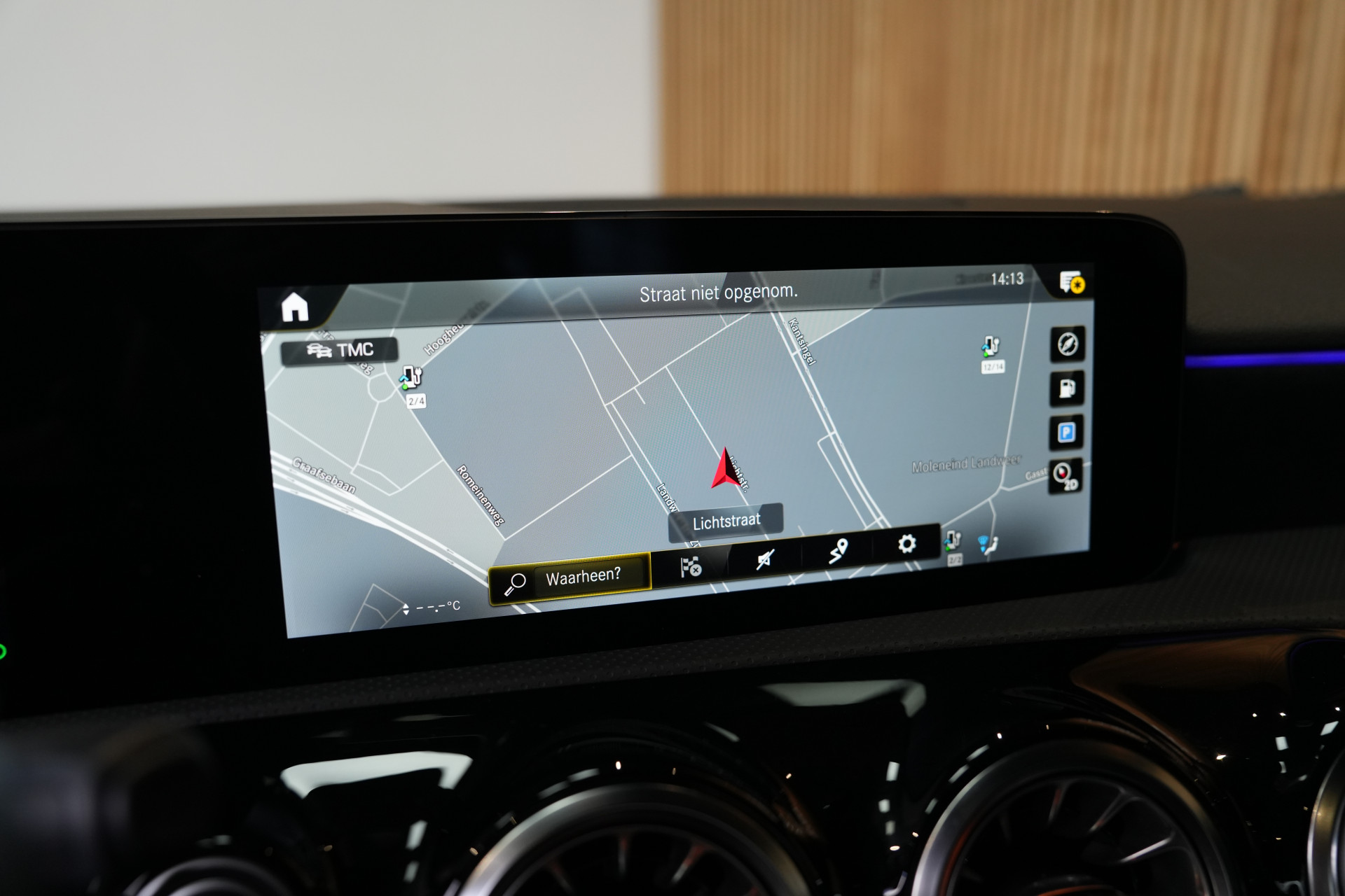 Mercedes-Benz A-Klasse 250 e Limousine AMG 47484447-10.jpg | Autocenter Oss