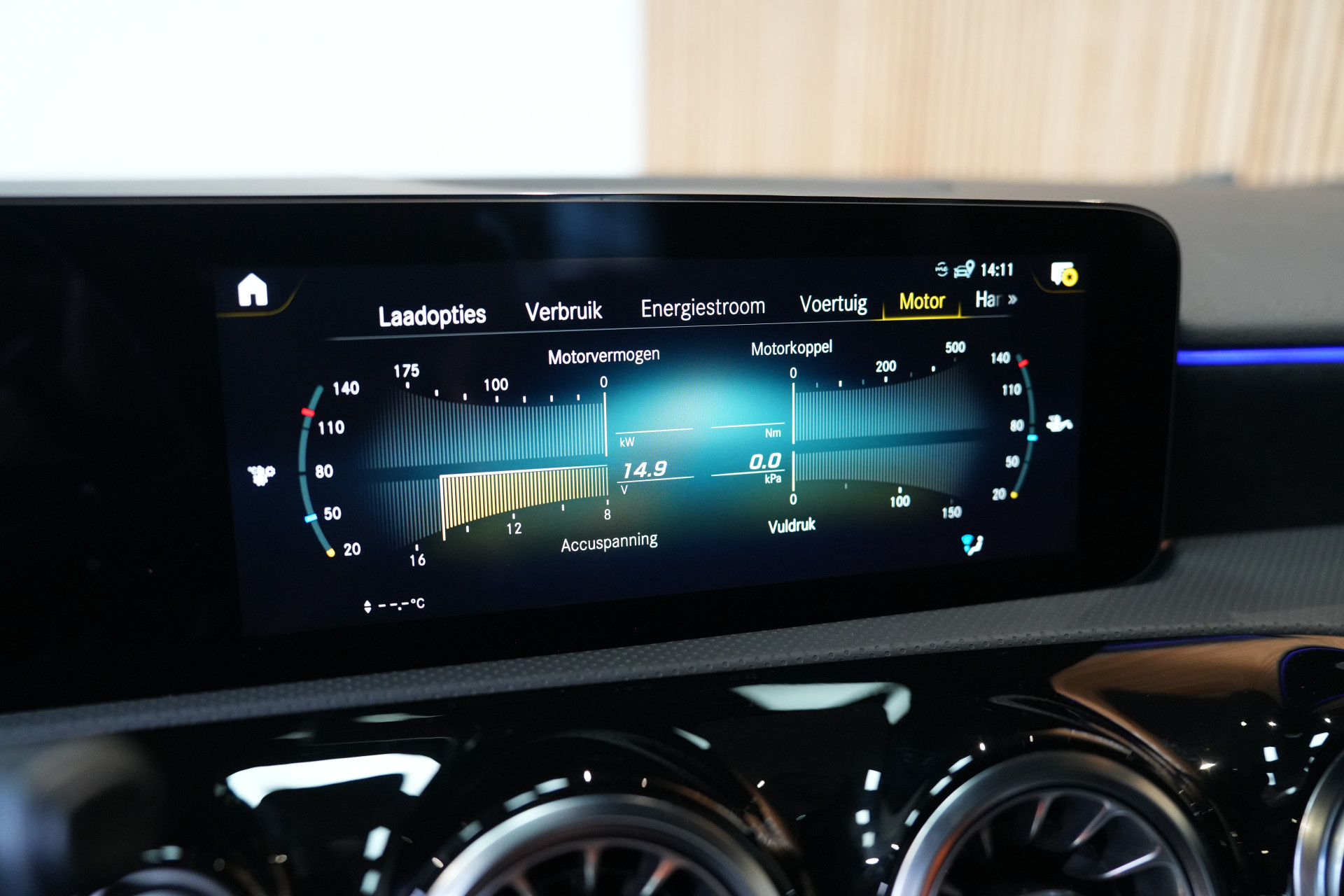 Mercedes-Benz A-Klasse 250 e Limousine AMG 47484447-42.jpg | Autocenter Oss