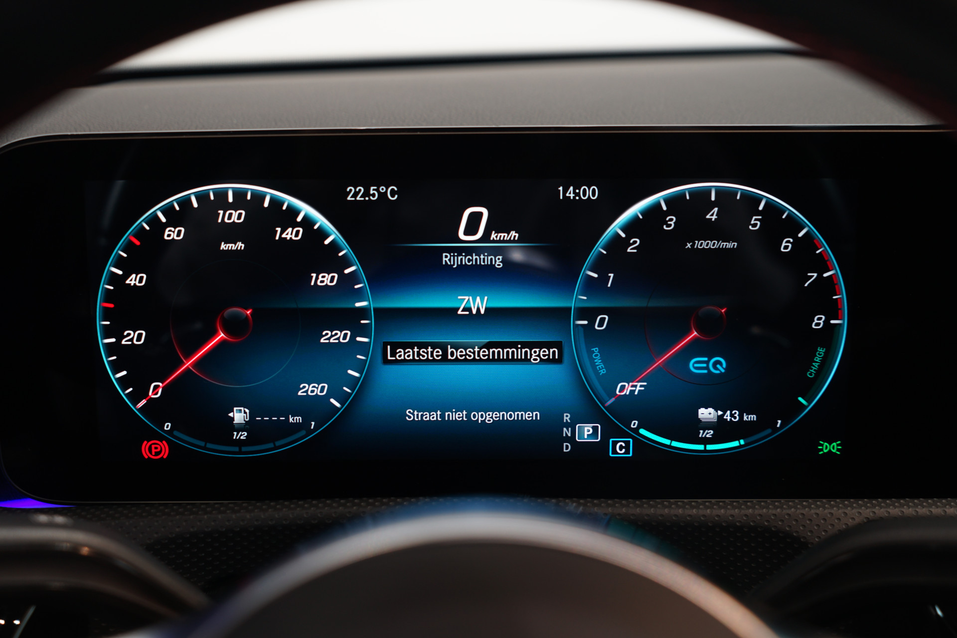 Mercedes-Benz A-Klasse 250 e Limousine AMG 47484447-53.jpg | Autocenter Oss