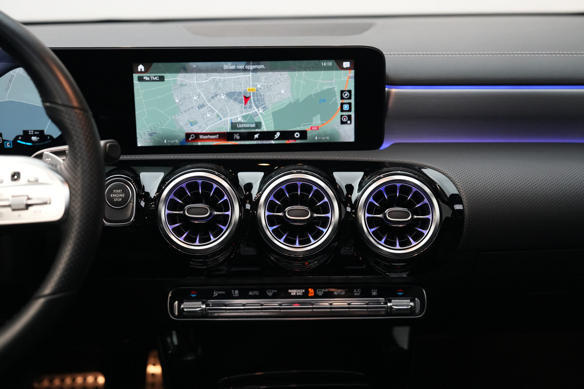 Mercedes-Benz A-Klasse 250 e AMG 47660897-41.jpg | Autocenter Oss