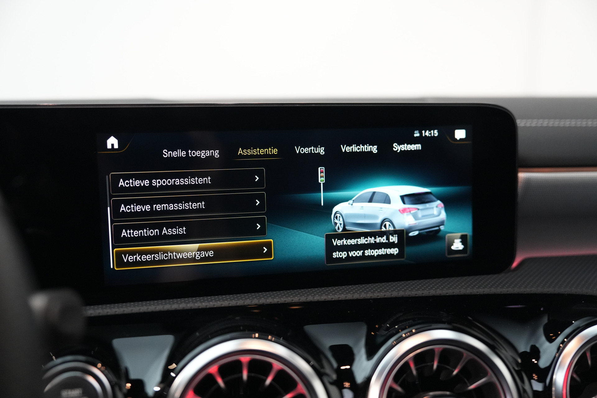 Mercedes-Benz A-Klasse 250 e AMG 47660897-58.jpg | Autocenter Oss