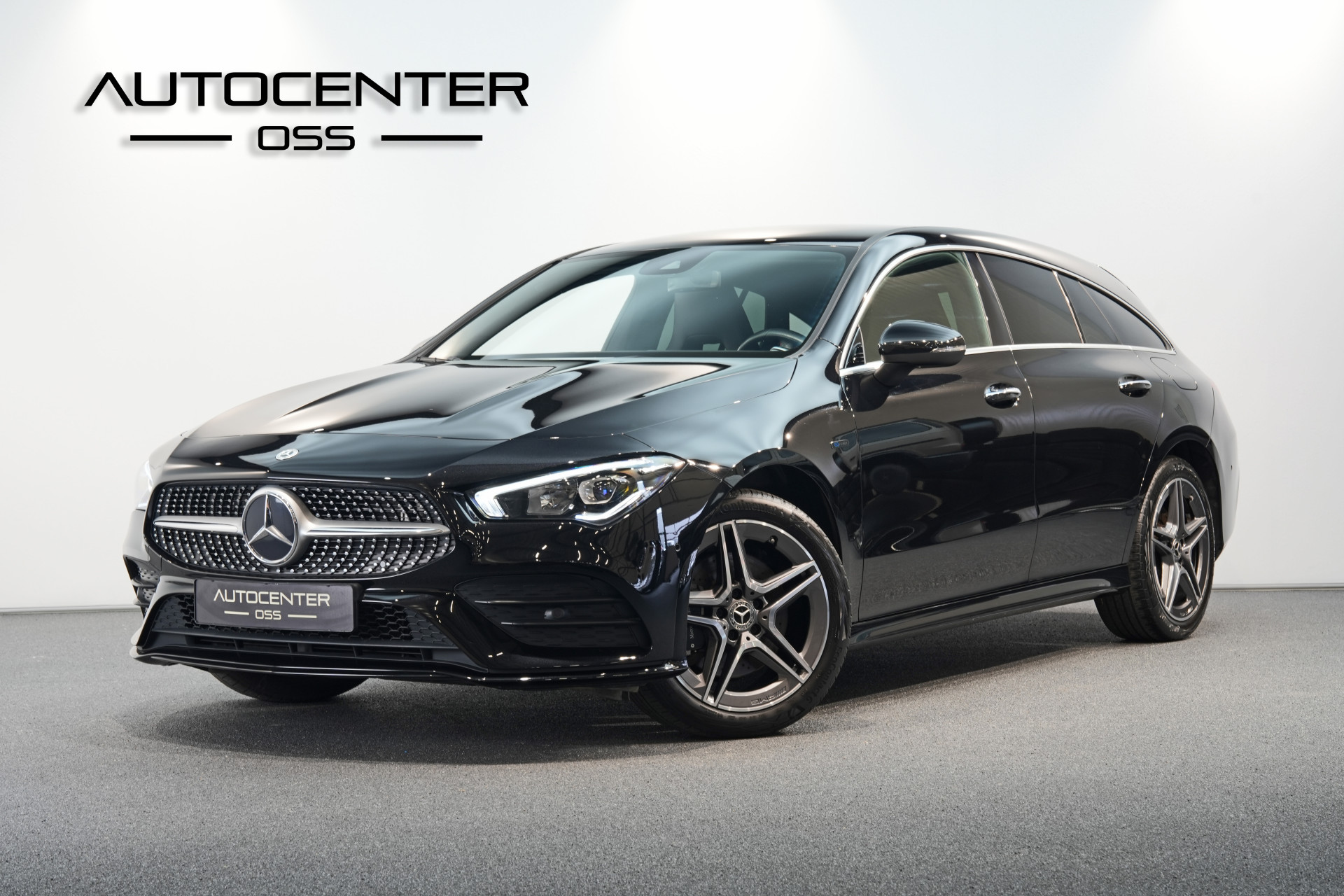 Mercedes-Benz CLA-Klasse Shooting Brake 250 e AMG 47737974-0.jpg | Autocenter Oss