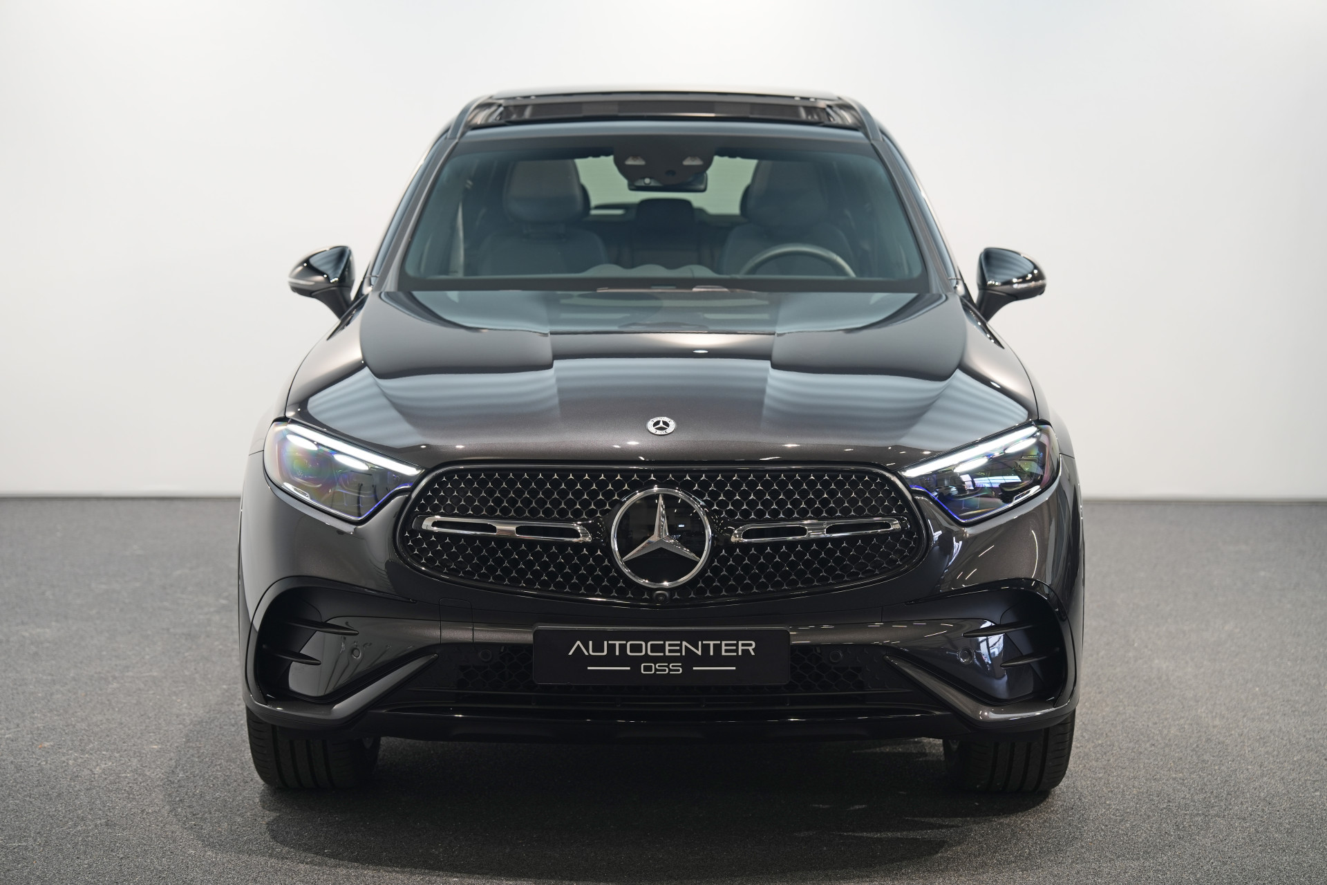 Mercedes-Benz GLC 300e 4MATIC AMG Premium+ 48517843-19.jpg | Autocenter Oss