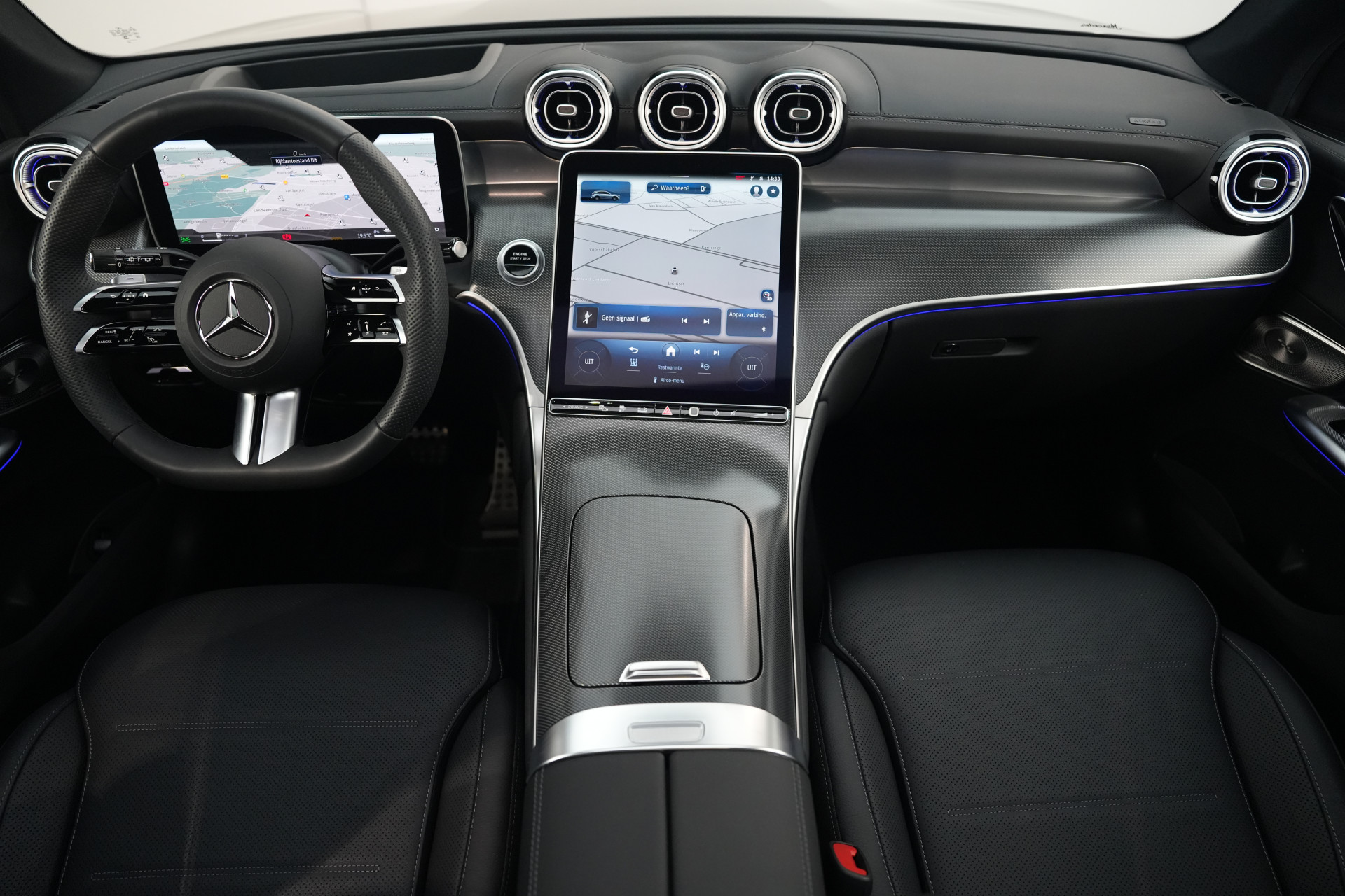 Mercedes-Benz GLC 300e 4MATIC AMG Premium+ 48517843-3.jpg | Autocenter Oss