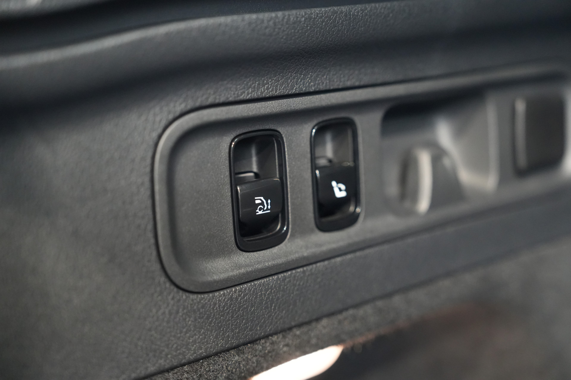 Mercedes-Benz GLC 300e 4MATIC AMG Premium+ 48517843-41.jpg | Autocenter Oss