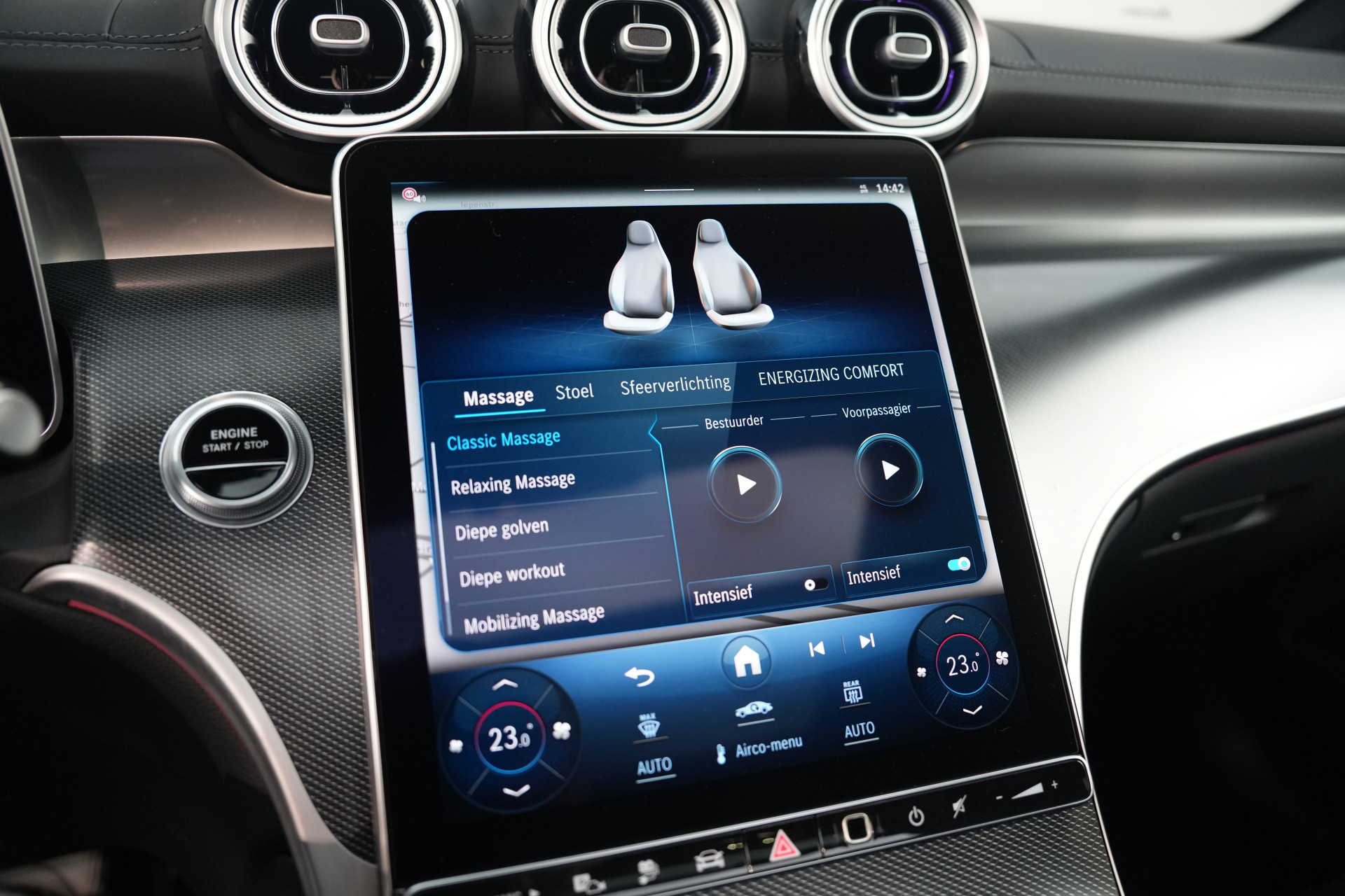 Mercedes-Benz GLC 300e 4MATIC AMG Premium+ 48517843-67.jpg | Autocenter Oss