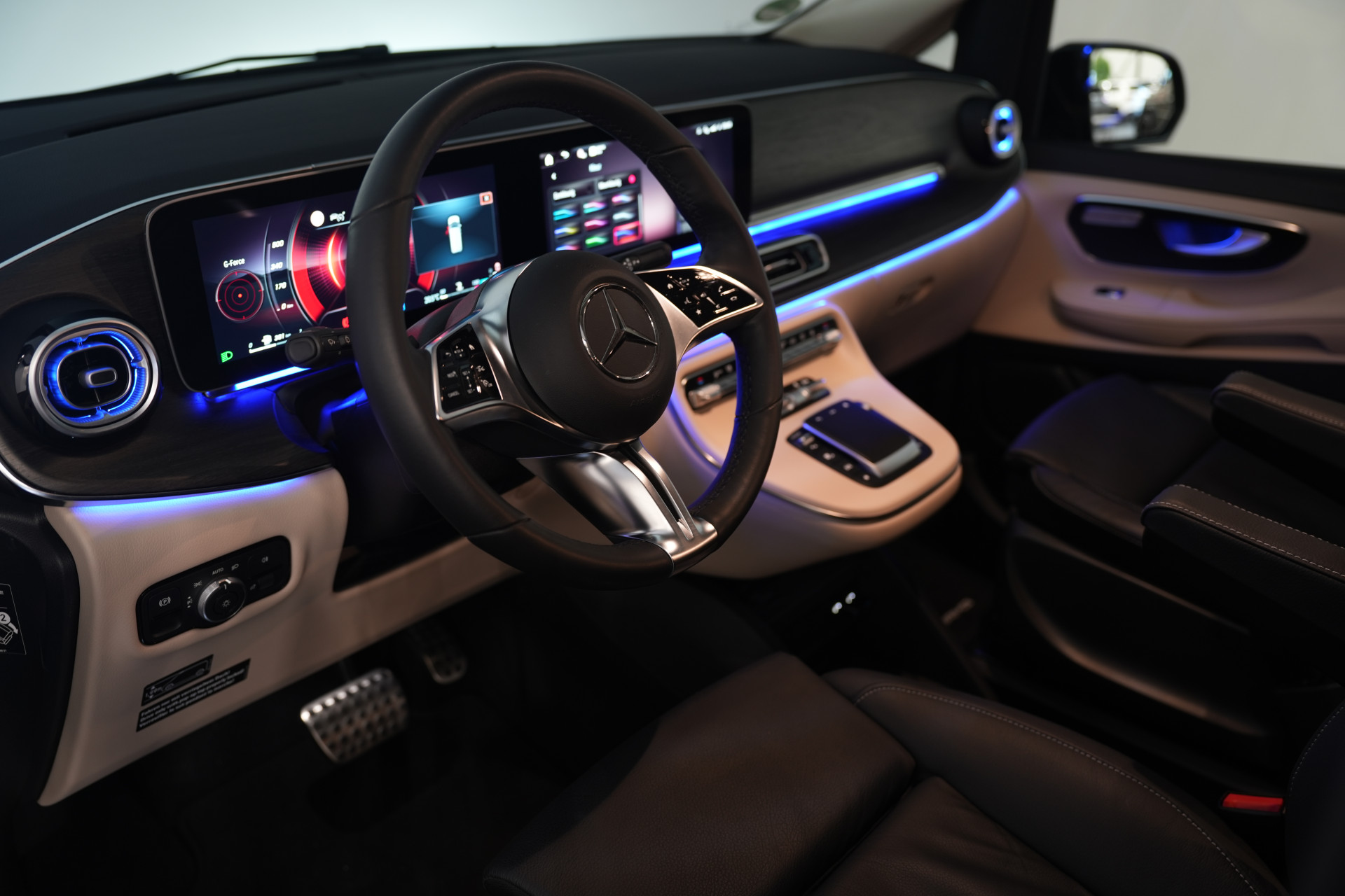 Mercedes-Benz  Marco Polo V300 4MATIC AMG 48523716-56.jpg | Autocenter Oss