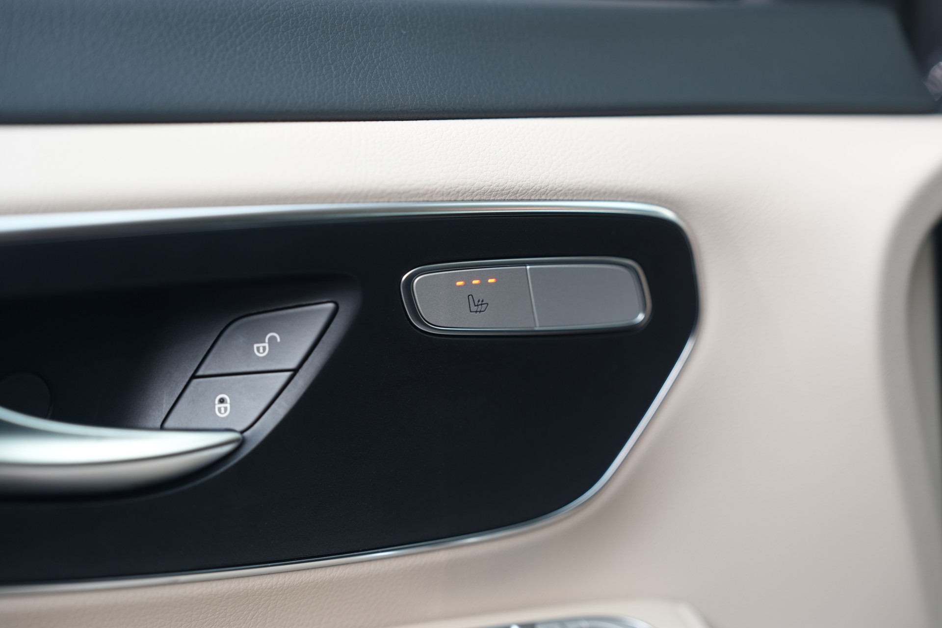 Mercedes-Benz  Marco Polo V300 4MATIC AMG 48523716-62.jpg | Autocenter Oss