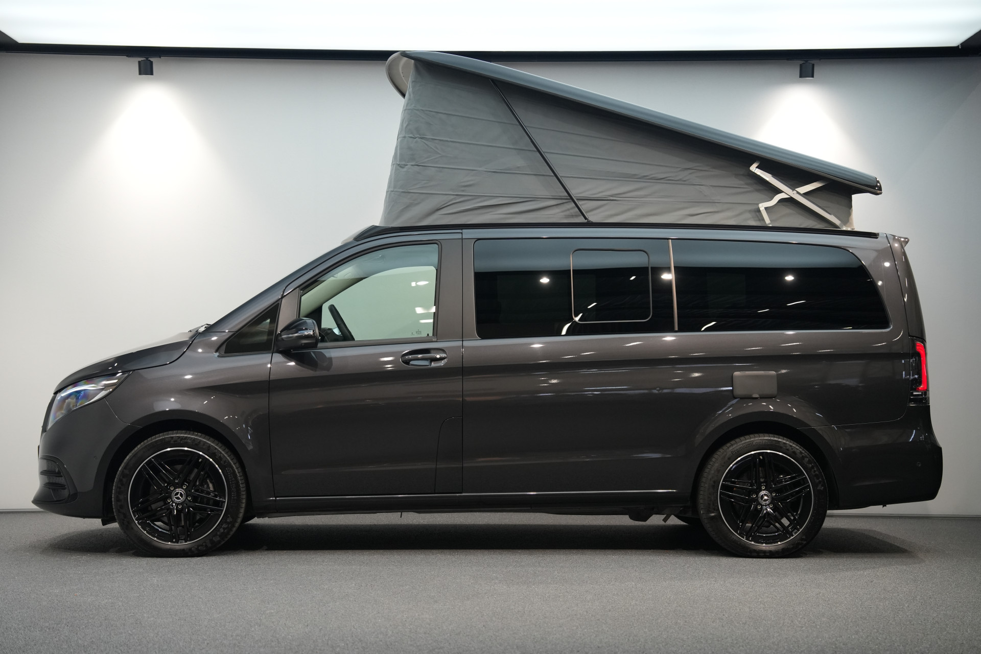 Mercedes-Benz  Marco Polo V300 4MATIC AMG 48523716-7.jpg | Autocenter Oss