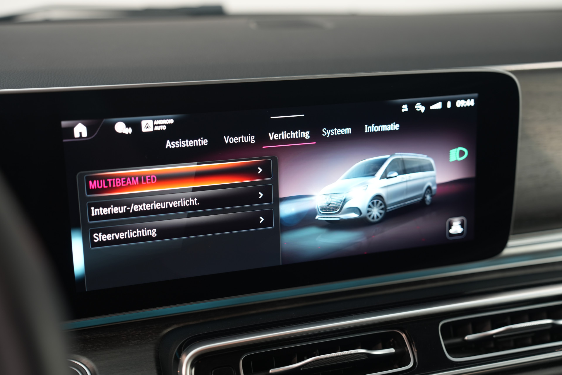 Mercedes-Benz  Marco Polo V300 4MATIC AMG 48523716-76.jpg | Autocenter Oss