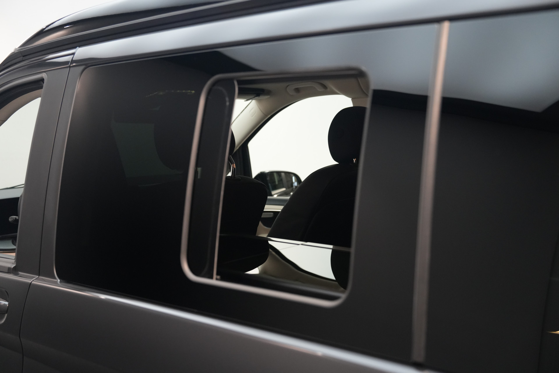 Mercedes-Benz  Marco Polo V300 4MATIC AMG 48523716-88.jpg | Autocenter Oss