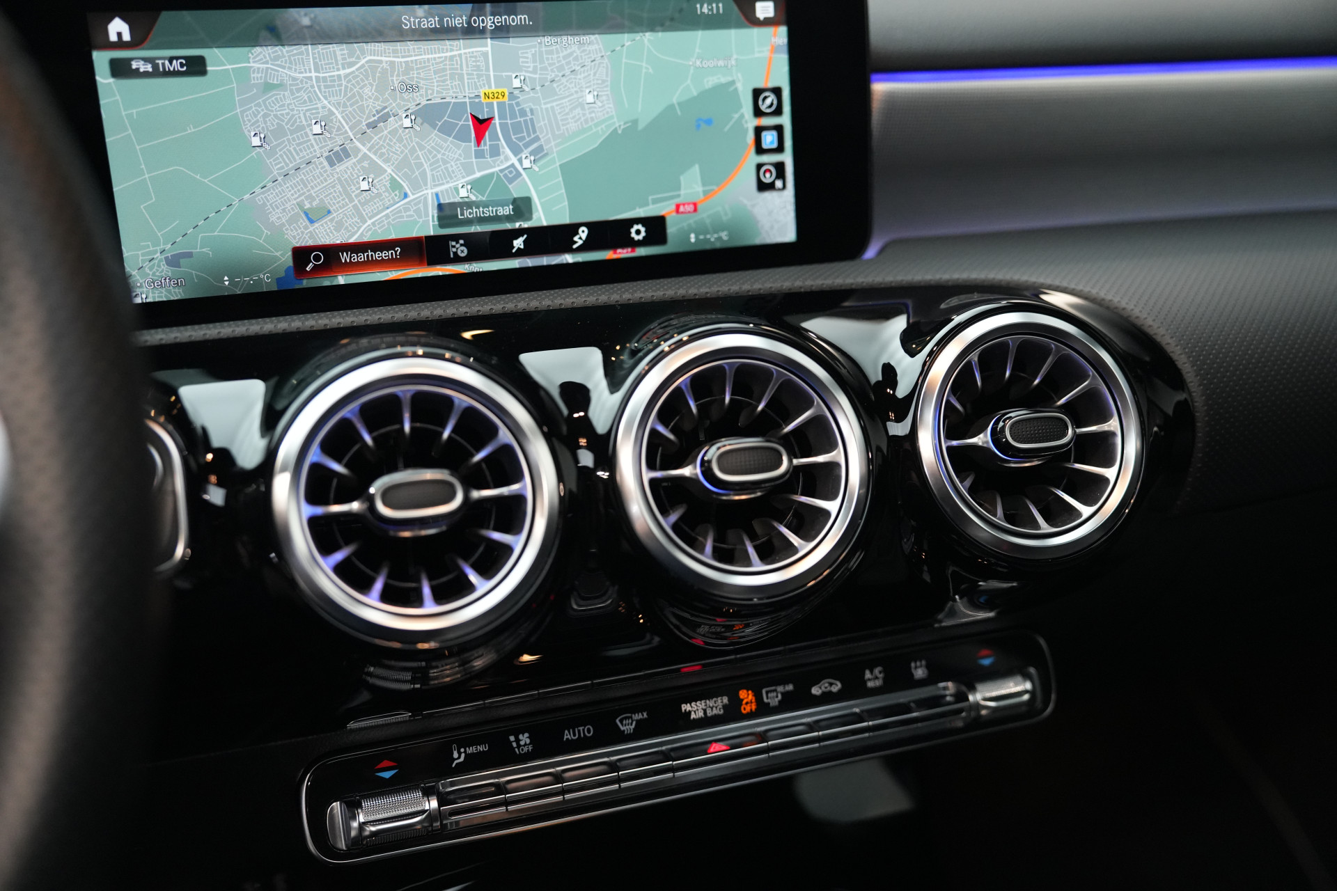 Mercedes-Benz A-Klasse 250 e AMG 48655097-43.jpg | Autocenter Oss