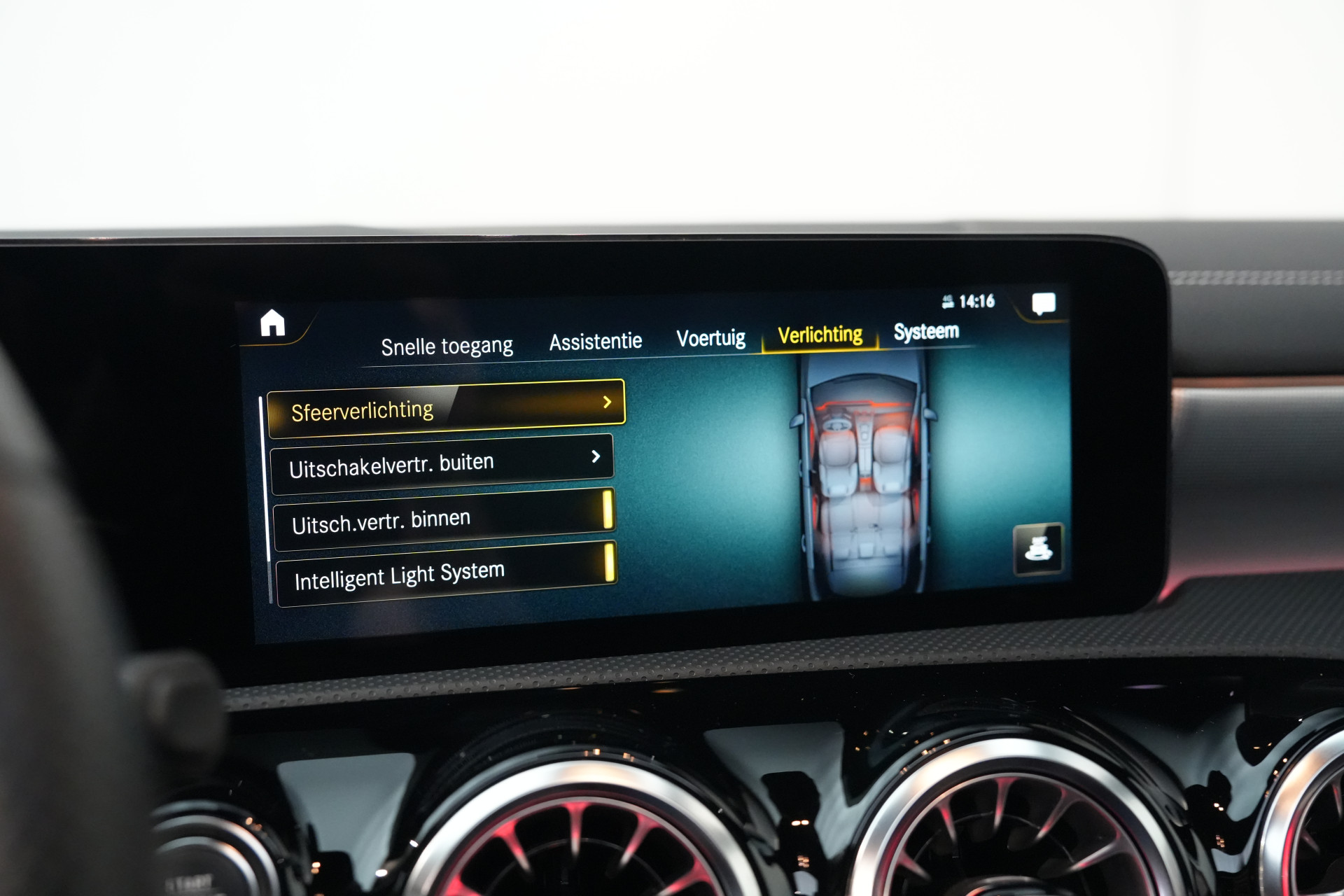 Mercedes-Benz A-Klasse 250 e AMG 48655097-61.jpg | Autocenter Oss