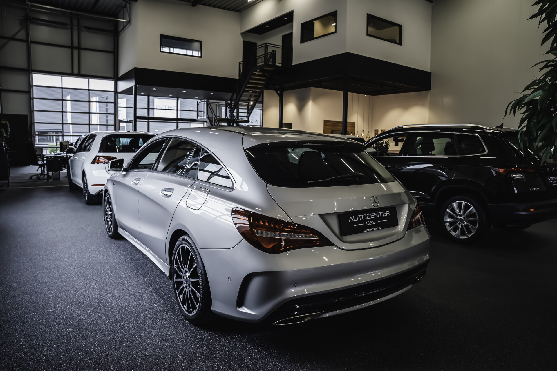 Mercedes-Benz A-Klasse 250 e AMG 48655378-43.jpg | Autocenter Oss