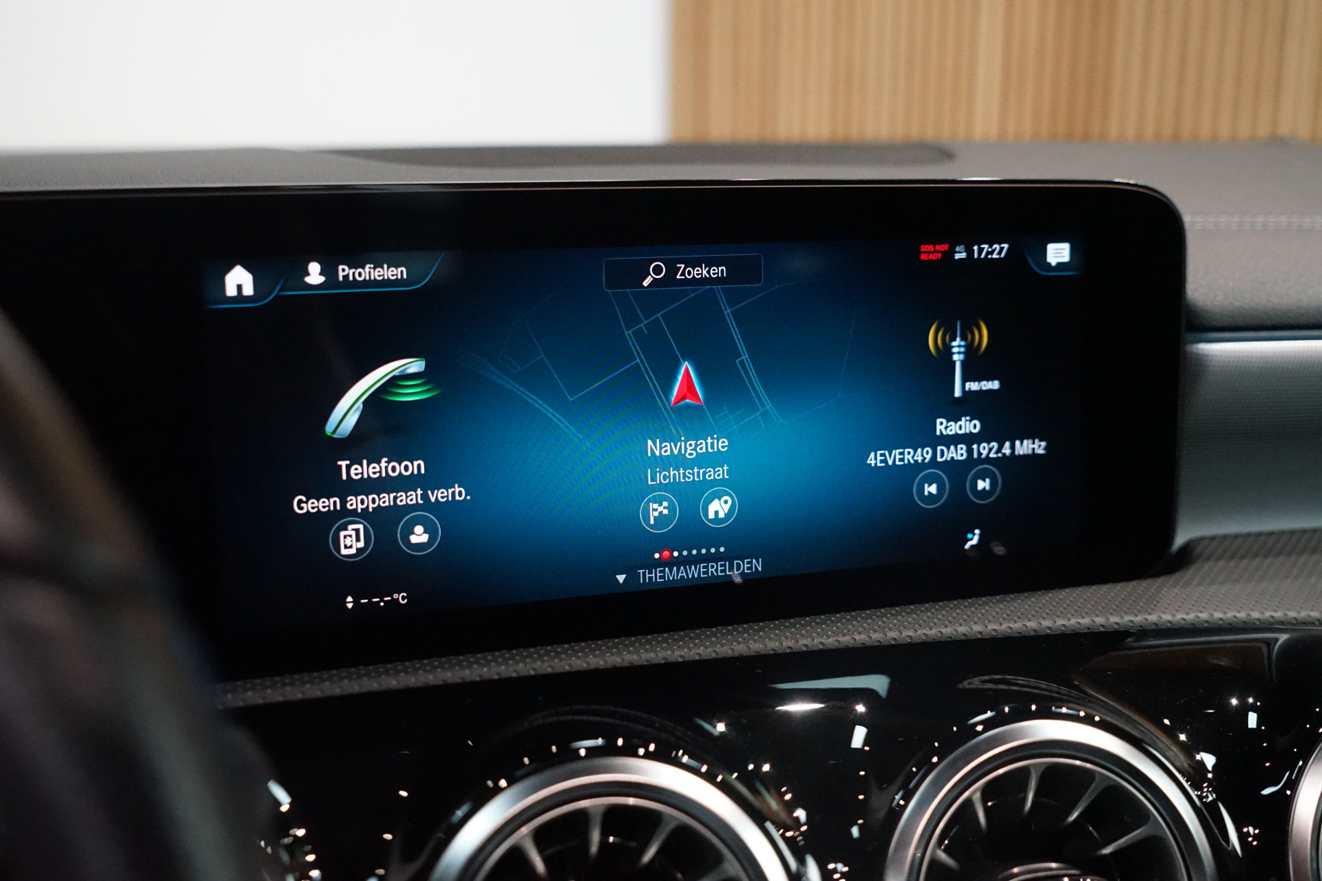 Mercedes-Benz A-Klasse 250 e AMG 48655378-50.jpg | Autocenter Oss