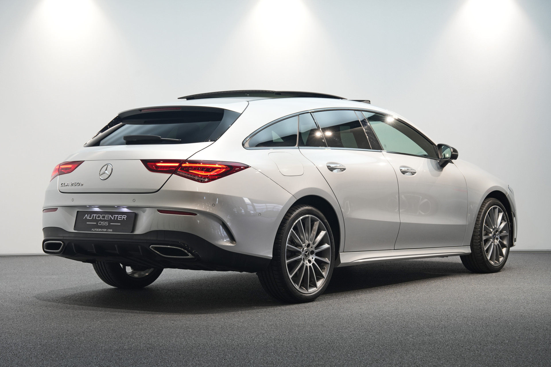 Mercedes-Benz CLA-Klasse Shooting Brake 250 e AMG 48841225-1.jpg | Autocenter Oss