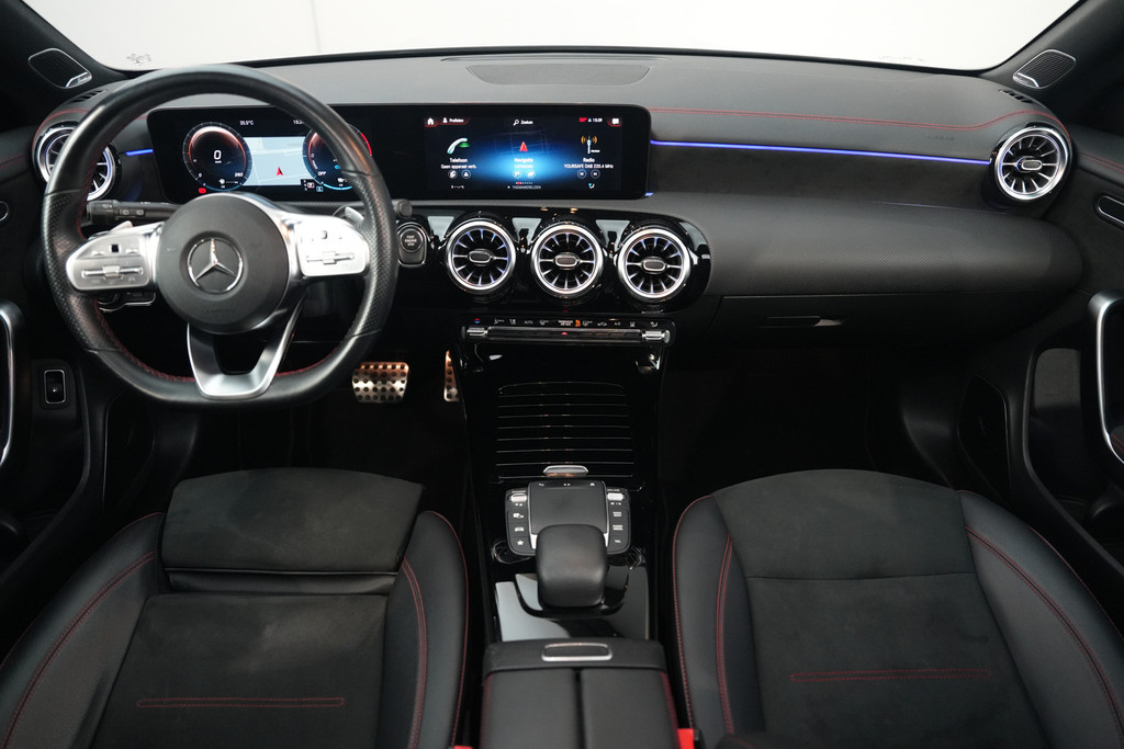 Mercedes-Benz CLA-Klasse Shooting Brake 250 e AMG 48841225-2.jpg | Autocenter Oss
