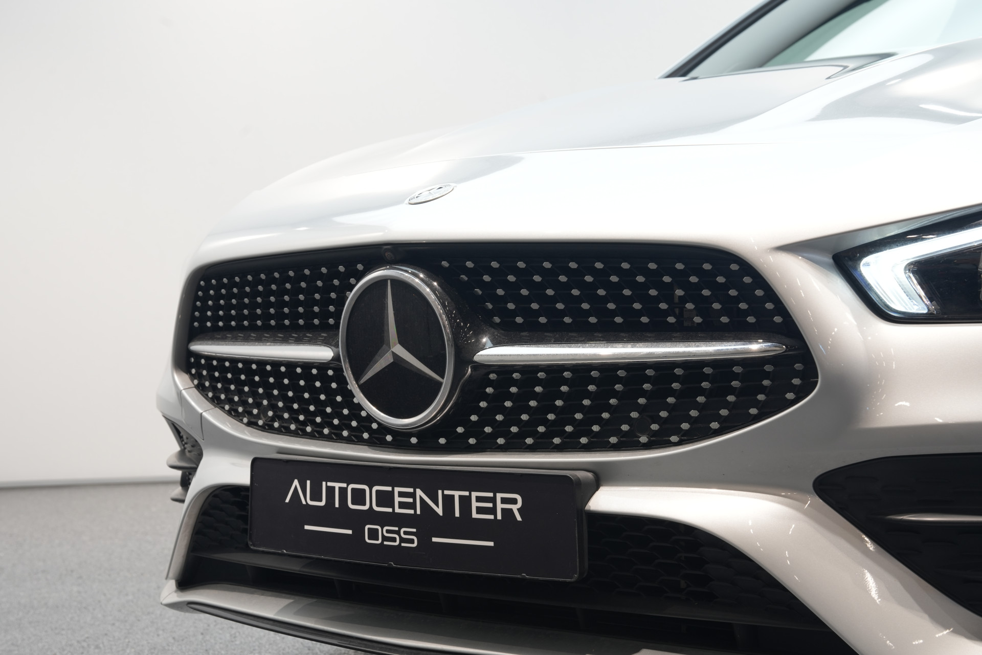 Mercedes-Benz CLA-Klasse Shooting Brake 250 e AMG 48841225-26.jpg | Autocenter Oss