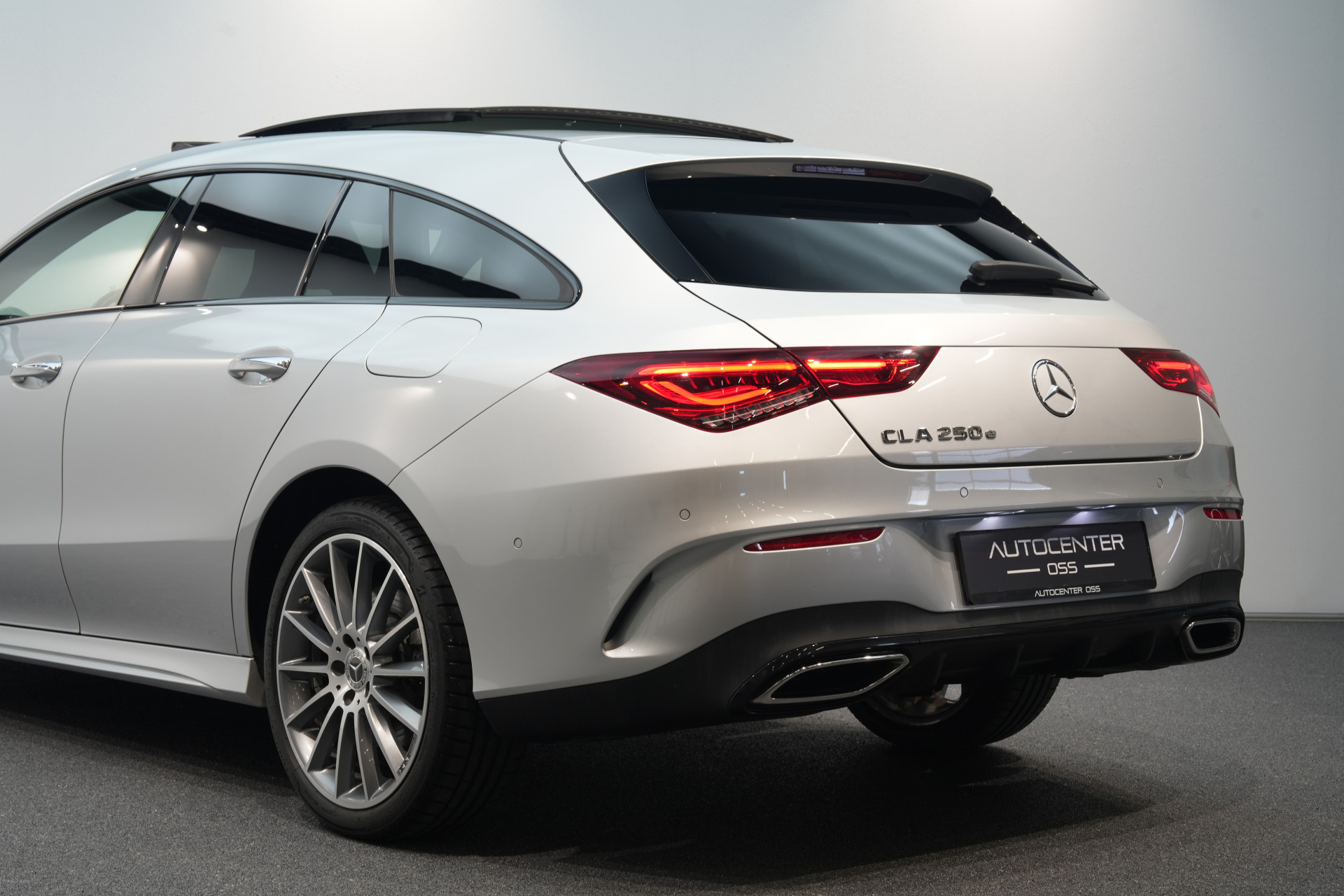 Mercedes-Benz CLA-Klasse Shooting Brake 250 e AMG 48841225-30.jpg | Autocenter Oss