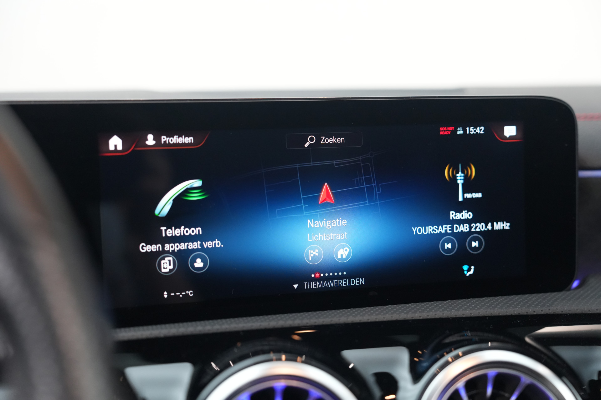 Mercedes-Benz CLA-Klasse Shooting Brake 250 e AMG 48841225-35.jpg | Autocenter Oss