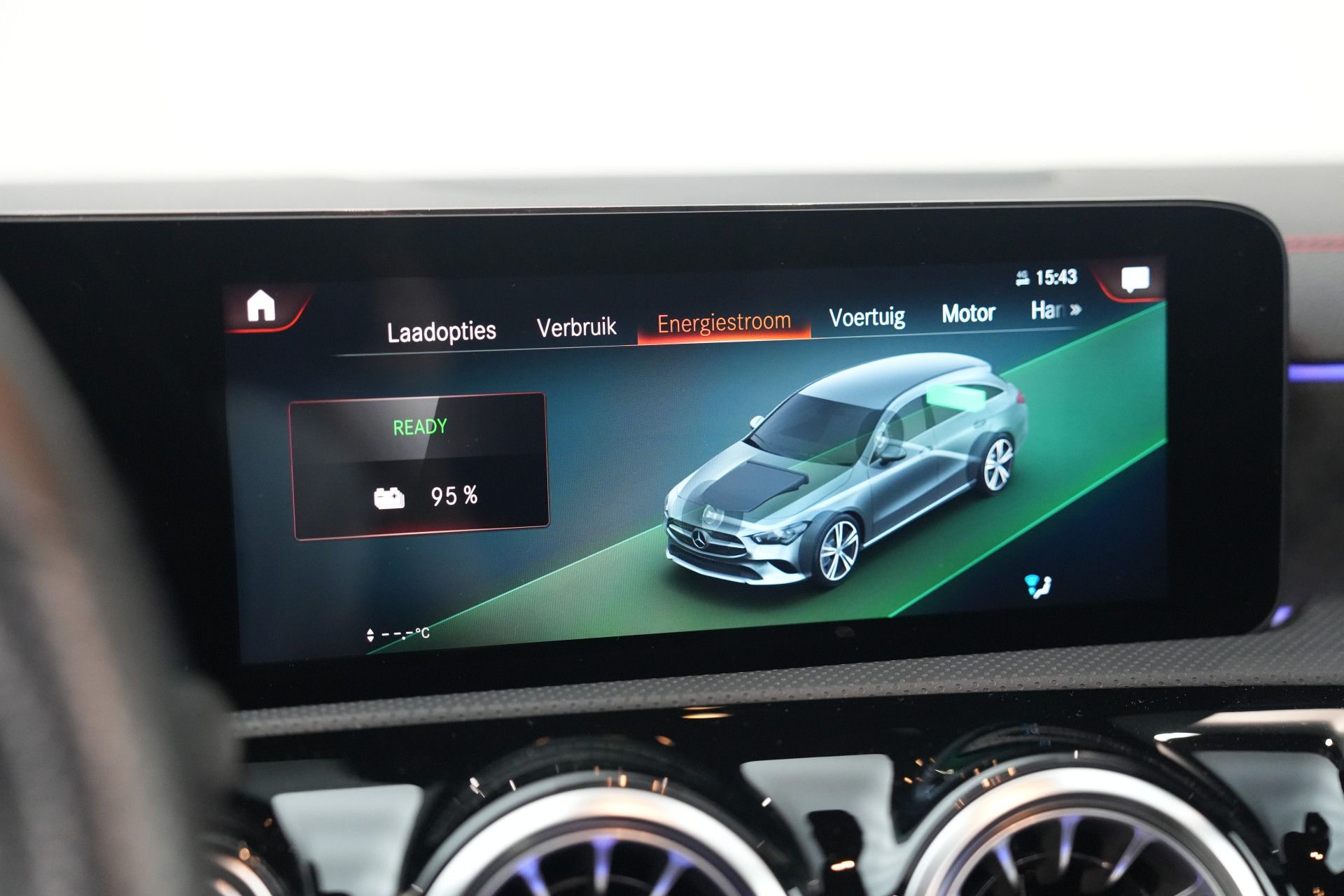 Mercedes-Benz CLA-Klasse Shooting Brake 250 e AMG 48841225-41.jpg | Autocenter Oss