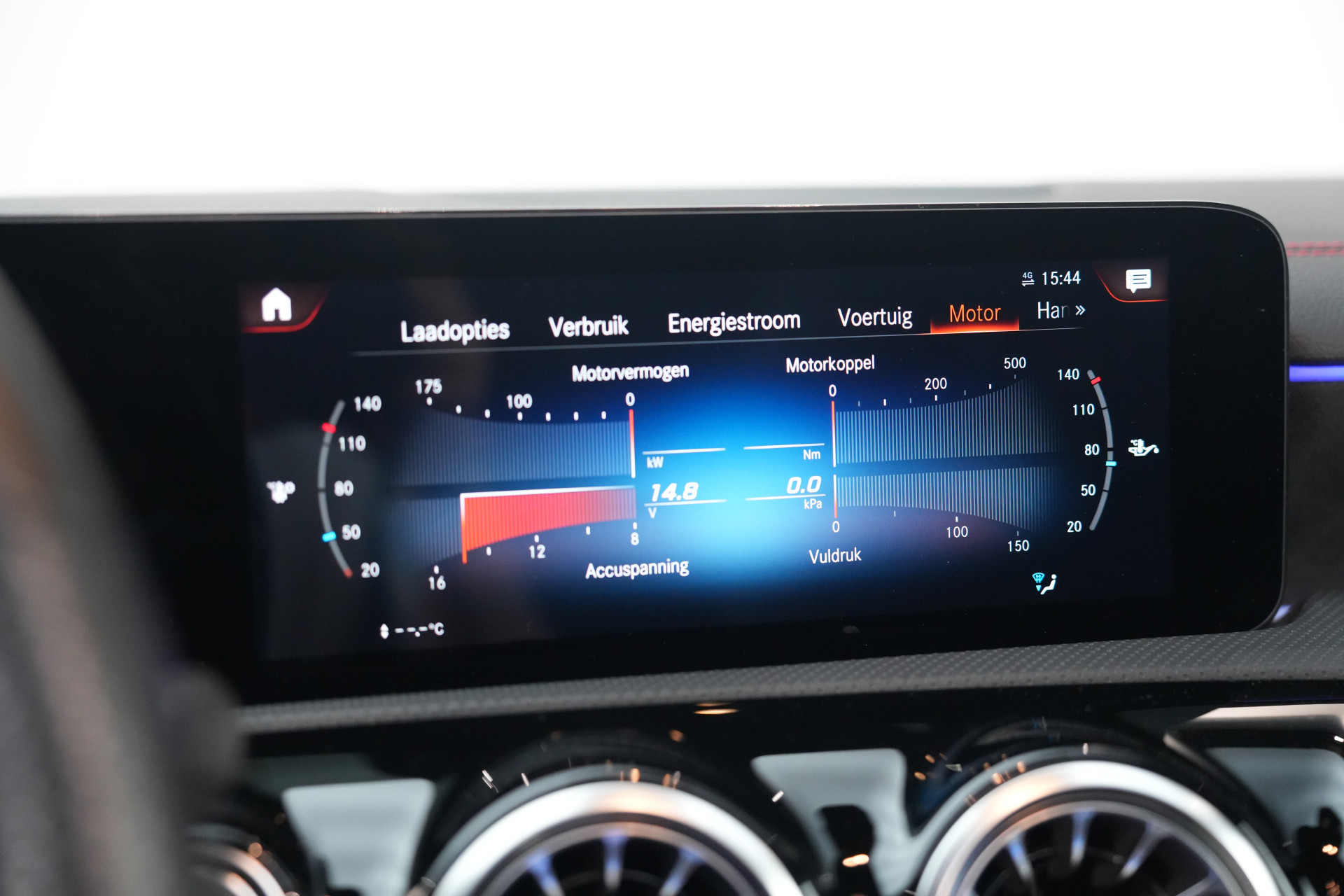 Mercedes-Benz CLA-Klasse Shooting Brake 250 e AMG 48841225-42.jpg | Autocenter Oss